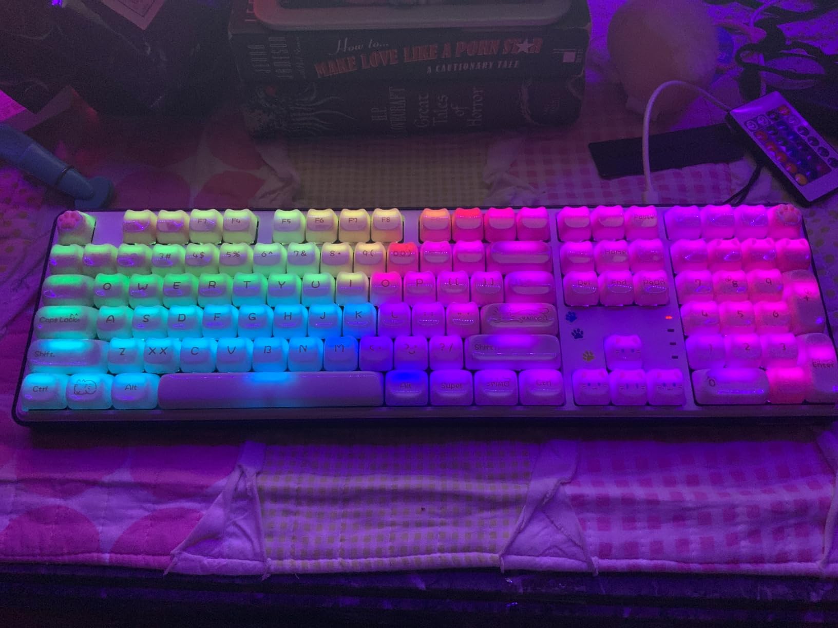 Redragon K689 108-Key Hot-Swap Wired RGB Gaming Keyboard, Extra 4 Hotkeys | Dedicated Shortcut Keys for Mute, Calc & Desktop, Cushioned Noise Dampening for Creamy Thocky Sound, Swap-Ready, PRO Software customer photo 1