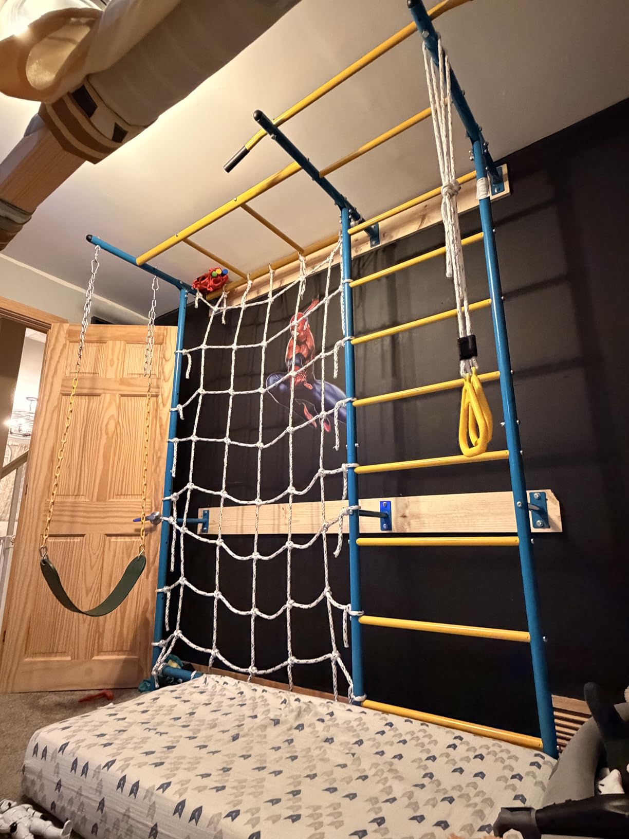 VEVOR Indoor Jungle Gym for Toddlers, 7-in-1 Climbing Playset with Carbon Steel Swedish Ladder, Wall Ladder, Pull-Up Bar, Rope Ladder, and Gymnastic Rings, Supports 220 lbs, Multicolor customer photo 2