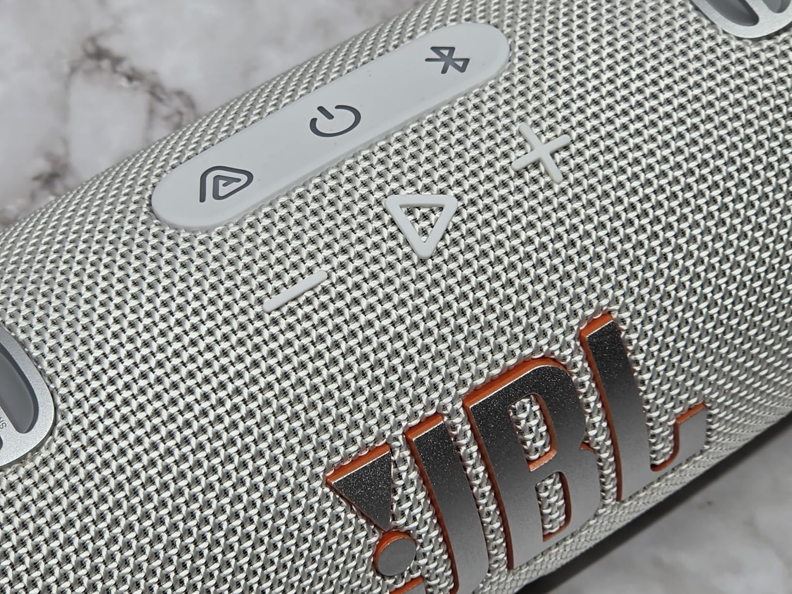 JBL Charge 6 Portable Bluetooth Speaker, Waterproof, Drop-Proof, Long Battery Life Up To 28 Hours, Built-In Powerbank customer photo 2