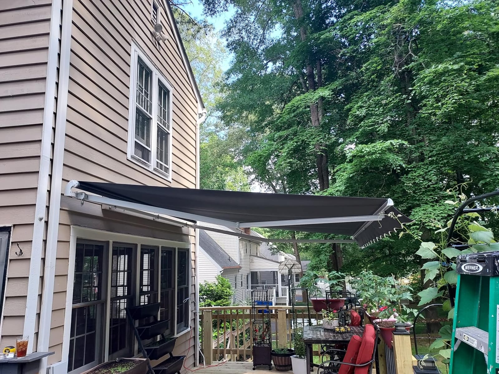 Paramondo 9.8'x8.2' Patio Awning Retractable Fully Assembled, Charcoal Grey | Motorized Sunshade Shelter Outdoor Deck Canopy Balcony Awning Cover - 100% Solution-Dyed European Acrylic Aluminum Frame customer photo 1