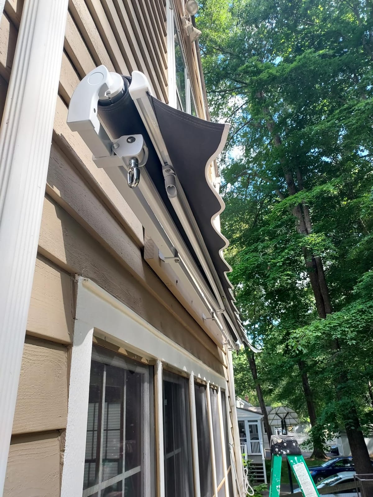 Paramondo 9.8'x8.2' Patio Awning Retractable Fully Assembled, Charcoal Grey | Motorized Sunshade Shelter Outdoor Deck Canopy Balcony Awning Cover - 100% Solution-Dyed European Acrylic Aluminum Frame customer photo 2