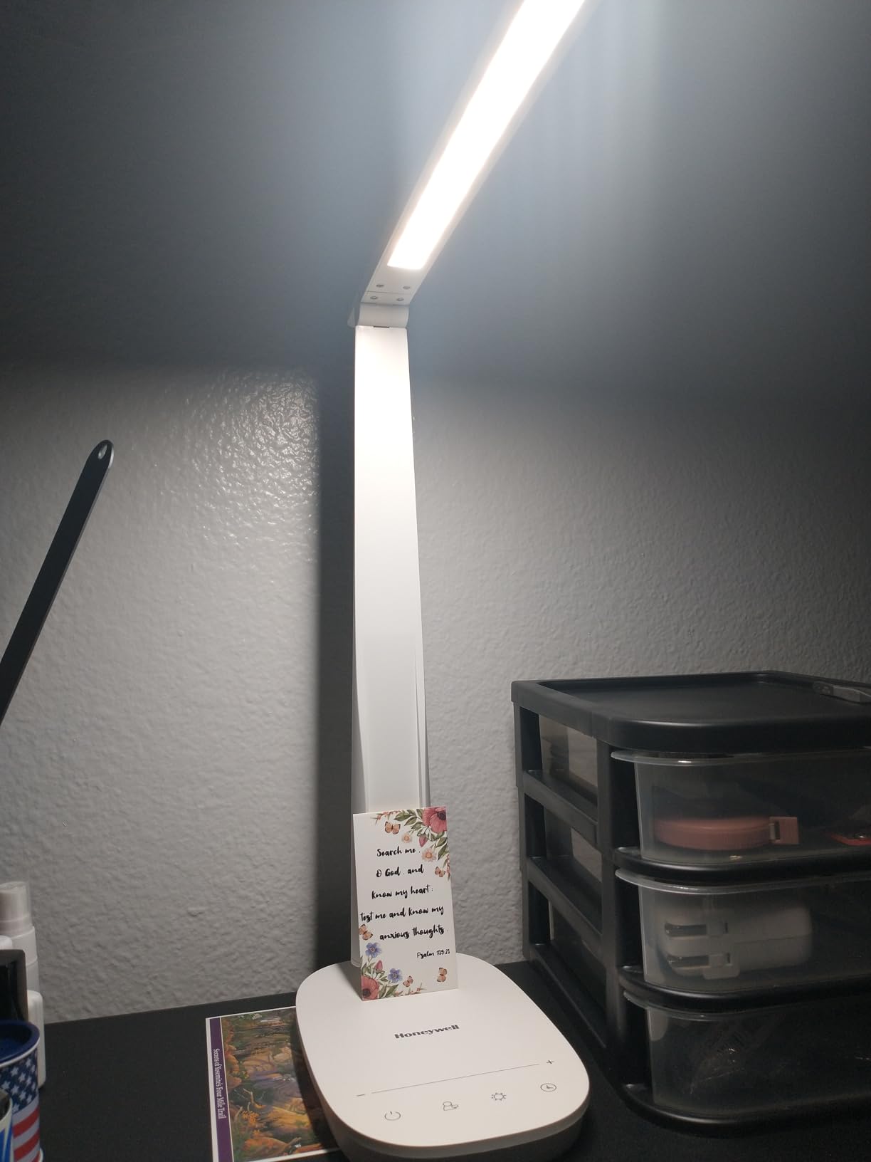 Honeywell LED Desk Lamp for Home Office Eye-Caring Dimmable Reading Light | CRI94,4 Color Modes,Touch Control,USB-A And USB-C Ports,Adjustable Head,Timer,Desk Light for Bedroom Bedside College Dorm customer photo 1