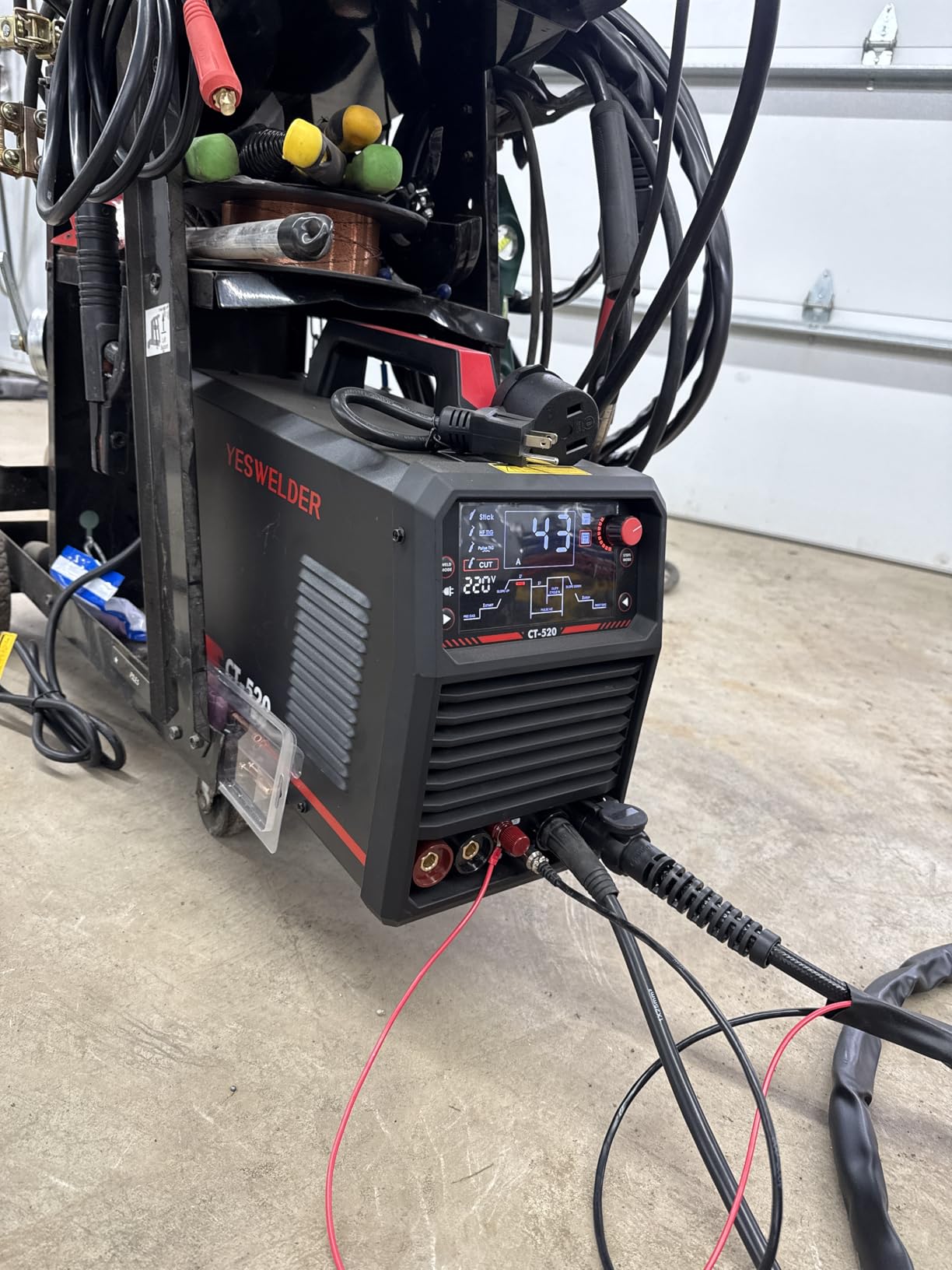 YESWELDER 5-in-1 TIG Welder & Plasma Cutter, 110/220V CT-520 | CUT/HF TIG/Pulse TIG/Spot Welding/Stick Coverage in One Setup, Daily Shop Flexibility, Digital Display Monitoring customer photo 2