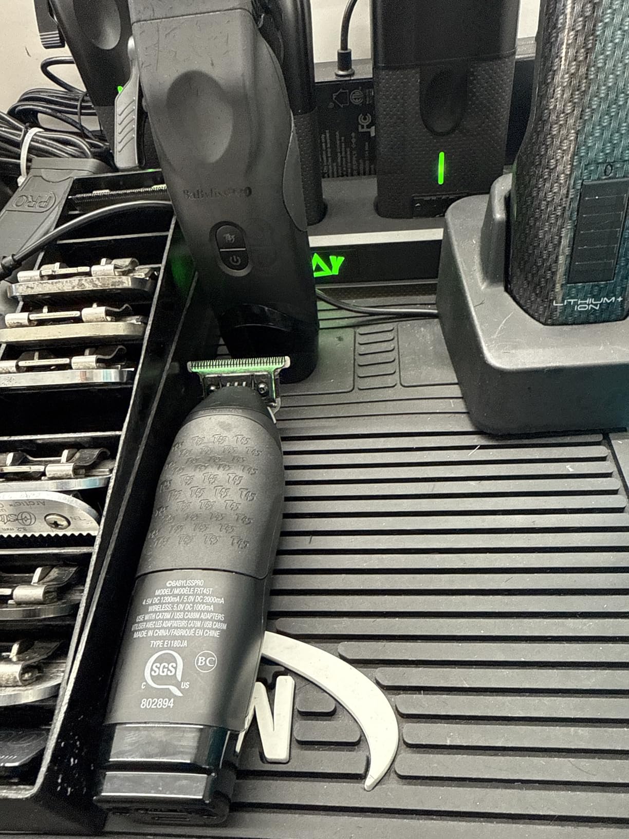 BaBylissPRO x Tomb45 Wireless Charging Hair Clipper customer photo 2