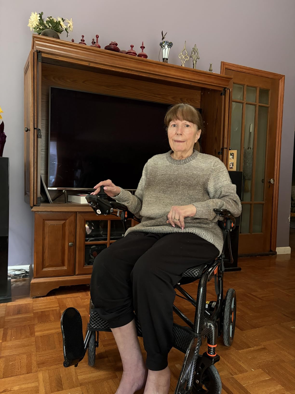 28lbs Ultralight 28 MI 100% Carbon Fiber Electric Wheelchairs | Travel Power Wheelchair for Adults, Foldable Motorized Wheelchairs with 2 Lithium Batteries, Airline Approved customer photo 2