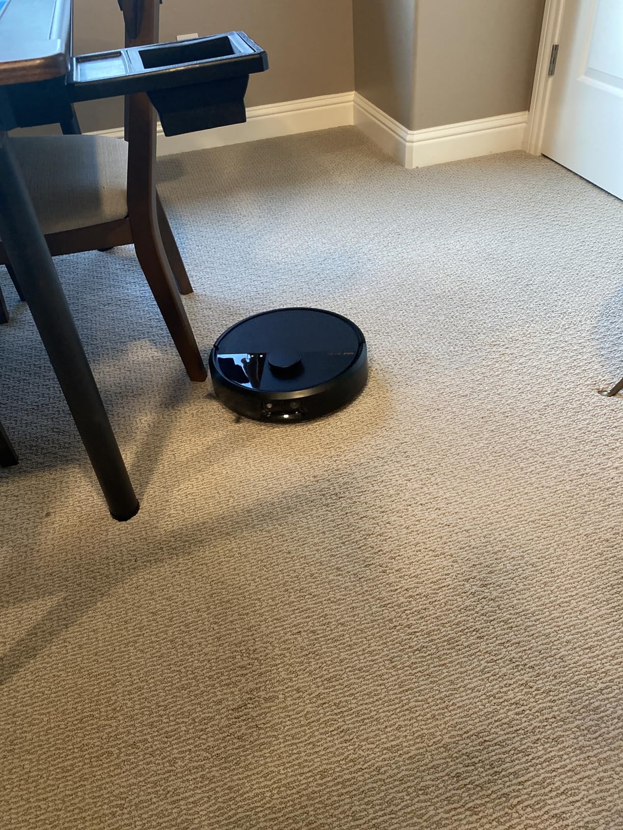 iRobot Roomba Plus 505 Combo Robot Vacuum & Mop with AutoWash Dock - Extending Spinning Mop Pads, Self-Empties, Pad Wash & Heated Drying, Self-cleaning, Recognises & Avoids Obstacles, LiDAR Navigation customer photo 2
