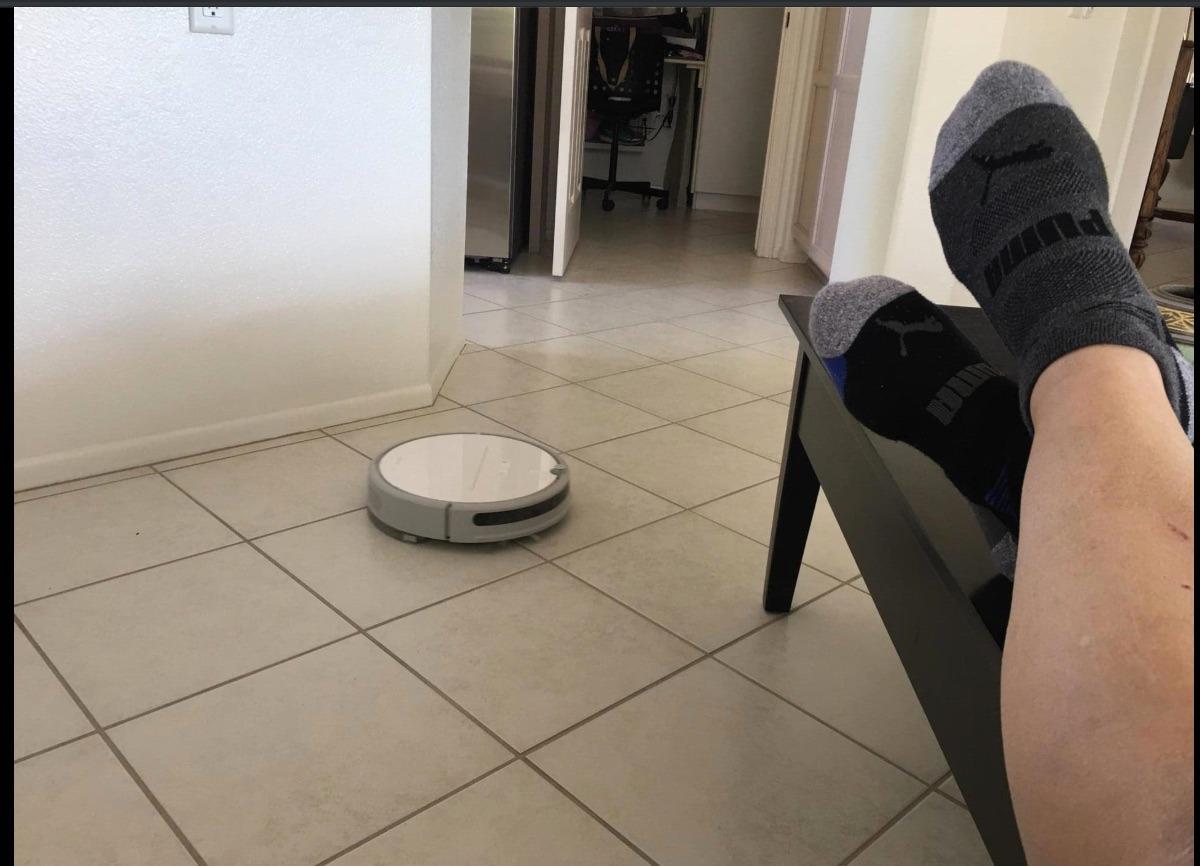 Roborock Q10 S5+ Robot Vacuum and Mop, 10,000Pa Suction | Upgraded from Q8 max+, 70-Day Self-Emptying, Obstacle Avoidance, Sonic Mopping, Dual Anti-Tangle Design, Auto Mop Lifting, Black customer photo 2