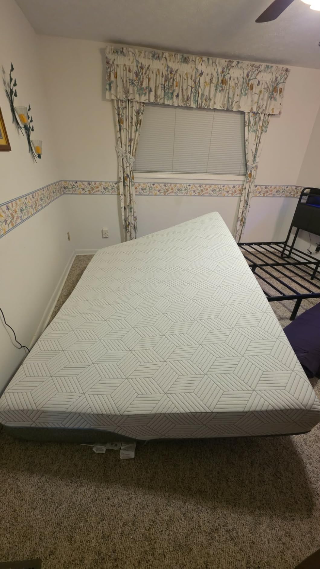 FATHOM Medium Queen Mattress 12 Inch Memory Foam Mattress Queen Size Bed in a Box for Back Pain Relief and Cool Sleep with Gel Foam, Fiberglass Free Cover customer photo 2