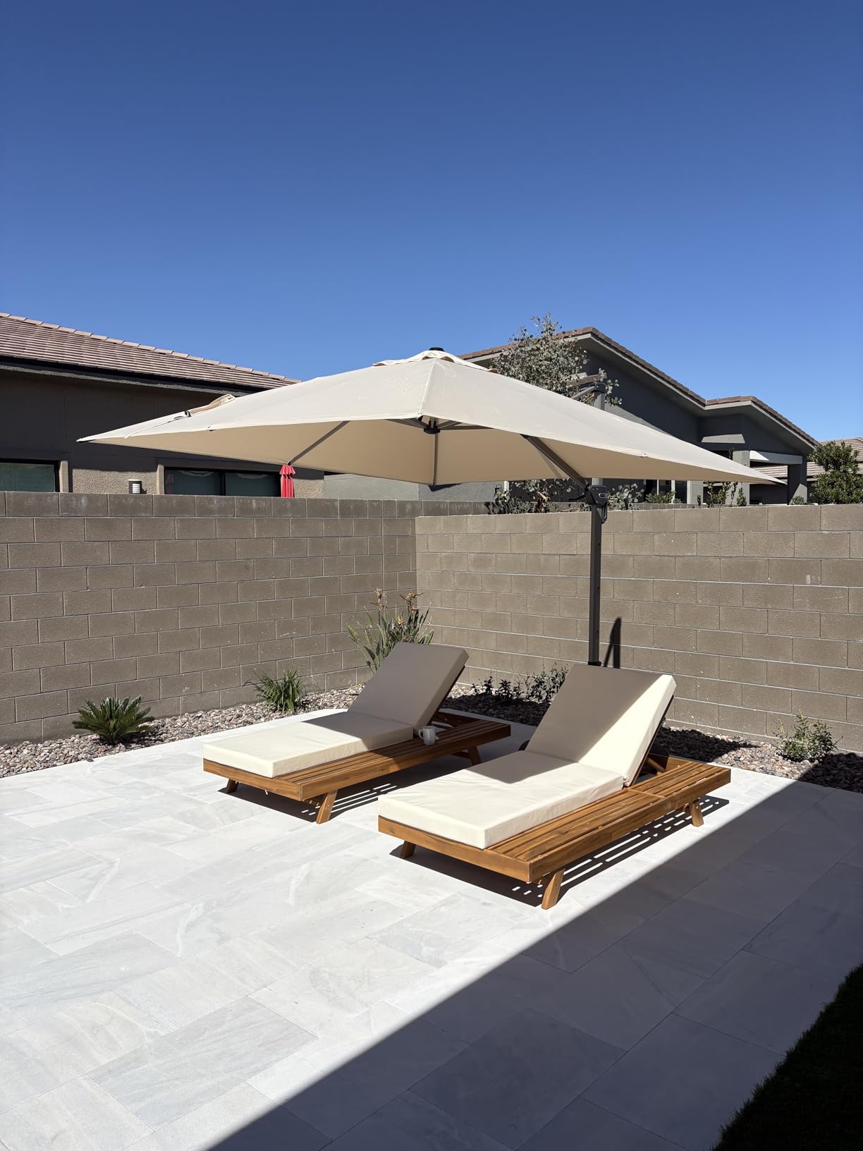 Christopher Knight Home Kayes Acacia Wood Chaise Lounge with 4'' Cushion, Outdoor 79'' Patio Recliner Chair with 4-Position Adjustable Backrest, Sun Lounger for Poolside Backyard, Teak+Cream customer photo 2