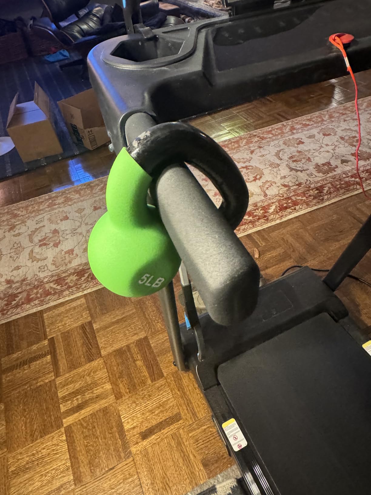 Mikolo Neoprene Coated Cast Iron Kettlebells 5-30LB Set, Solid Weight Set with Wide Grip Handle and Flat Bottom, Ideal for Full Body Strength Training at Home Gym customer photo 2