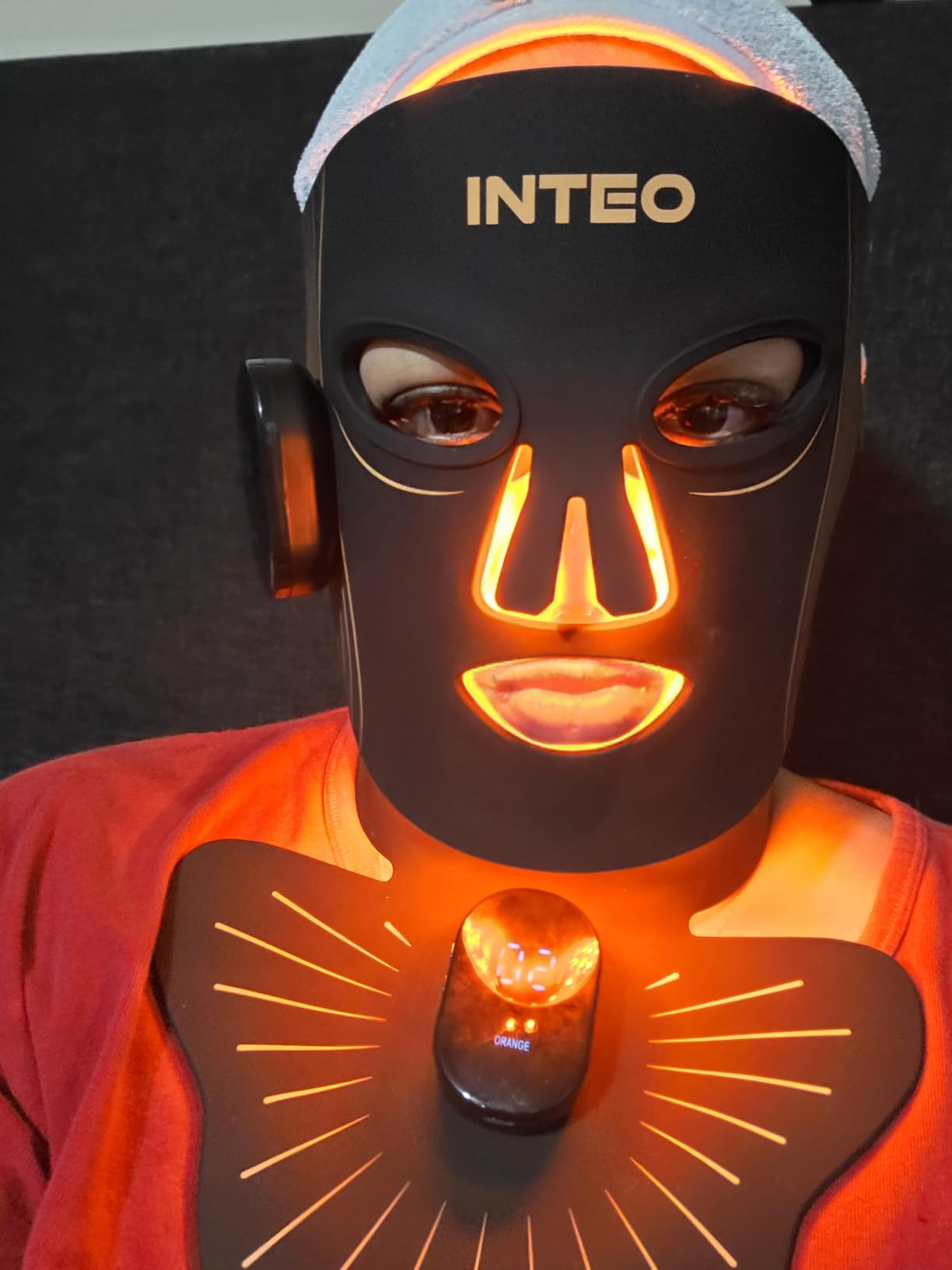 Red Light Therapy Mask for Face & Neck, Wireless LED Face Mask, 4 Modes customer photo 1
