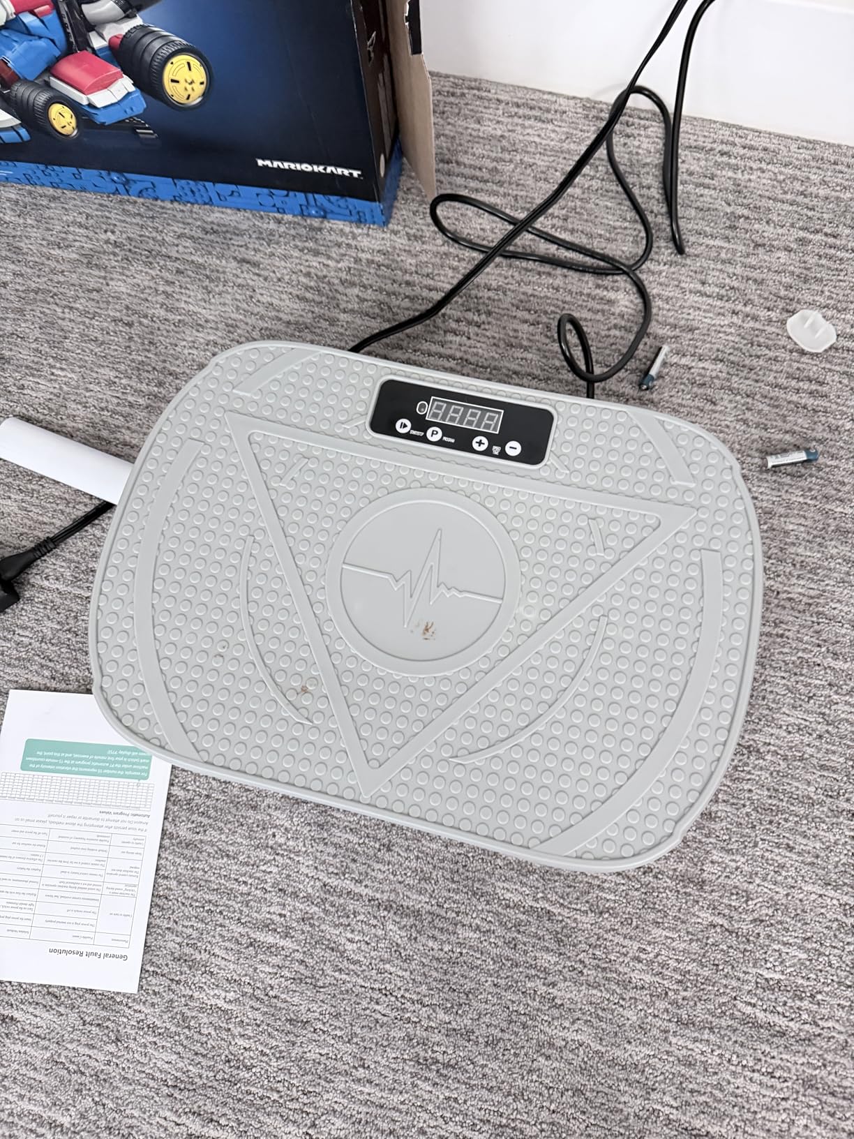 Homesy Vibration Plate Exercise Machine, Vibration Plate for Lymphatic Drainage, Full Body Shaking Workout Fitness Platform Board, Sport Gym Equipments for Weight Loss Fat Burner customer photo 2