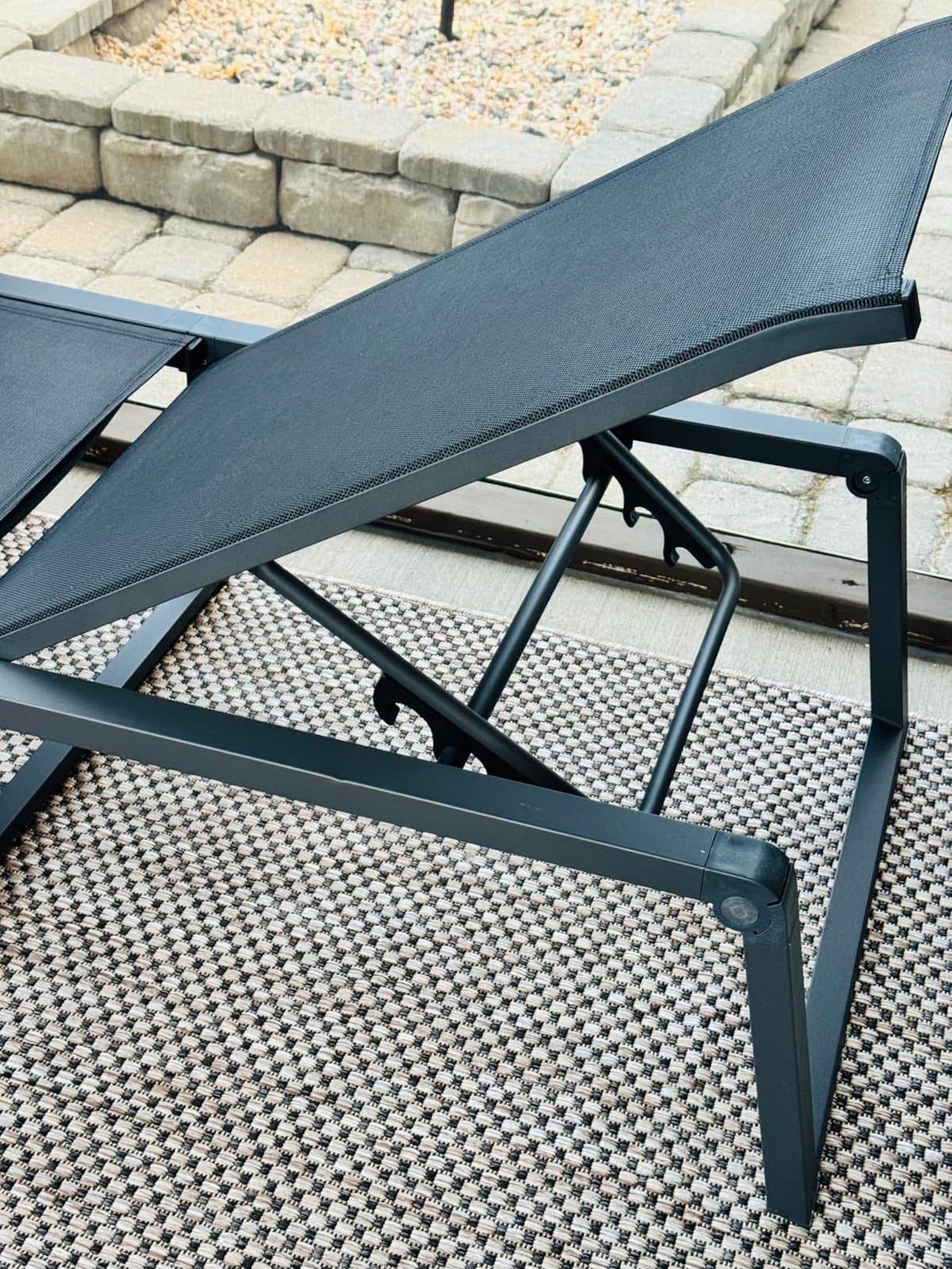 Aluminum Chaise Lounge Chair Outdoor, Foldable & No Assembly Patio Pool Lounge Chairs 5-Position Recliner for Outside, Fully Grounded Legs Sun Lounger for Poolside, Khaki customer photo 2