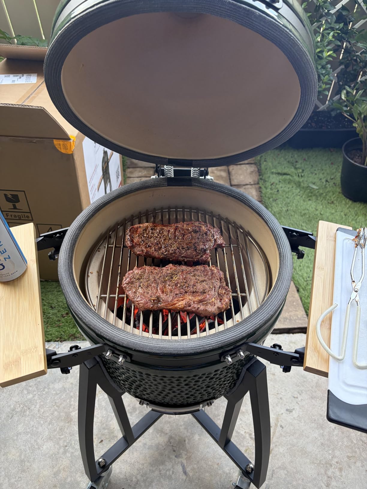 15-inch Ceramic Kamado Charcoal BBQ Grill & Smoker with Locking Casters, Foldable Side Shelves, Stainless Steel Grates, and Tall Stand (Black) customer photo 1