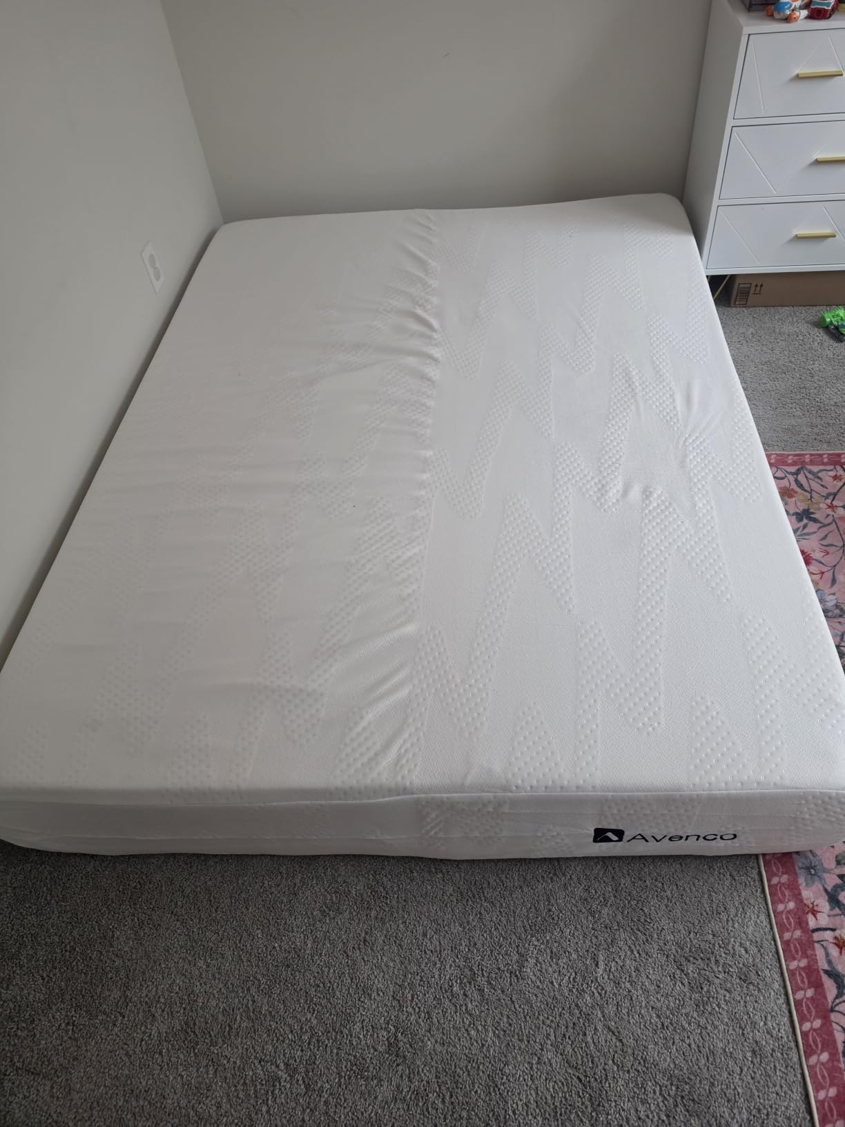 Avenco Queen Mattresses, 10 Inch Queen Size Mattress with Gel Memory Foam for Cool Night & Pressure Relief, Bed Mattress in a Box Medium Soft Plush Feel customer photo 1