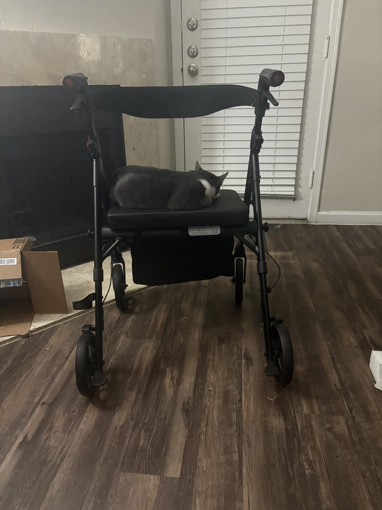 Bariatric Rollator Walkers for Seniors with Seat, 500lb Capacity, 8