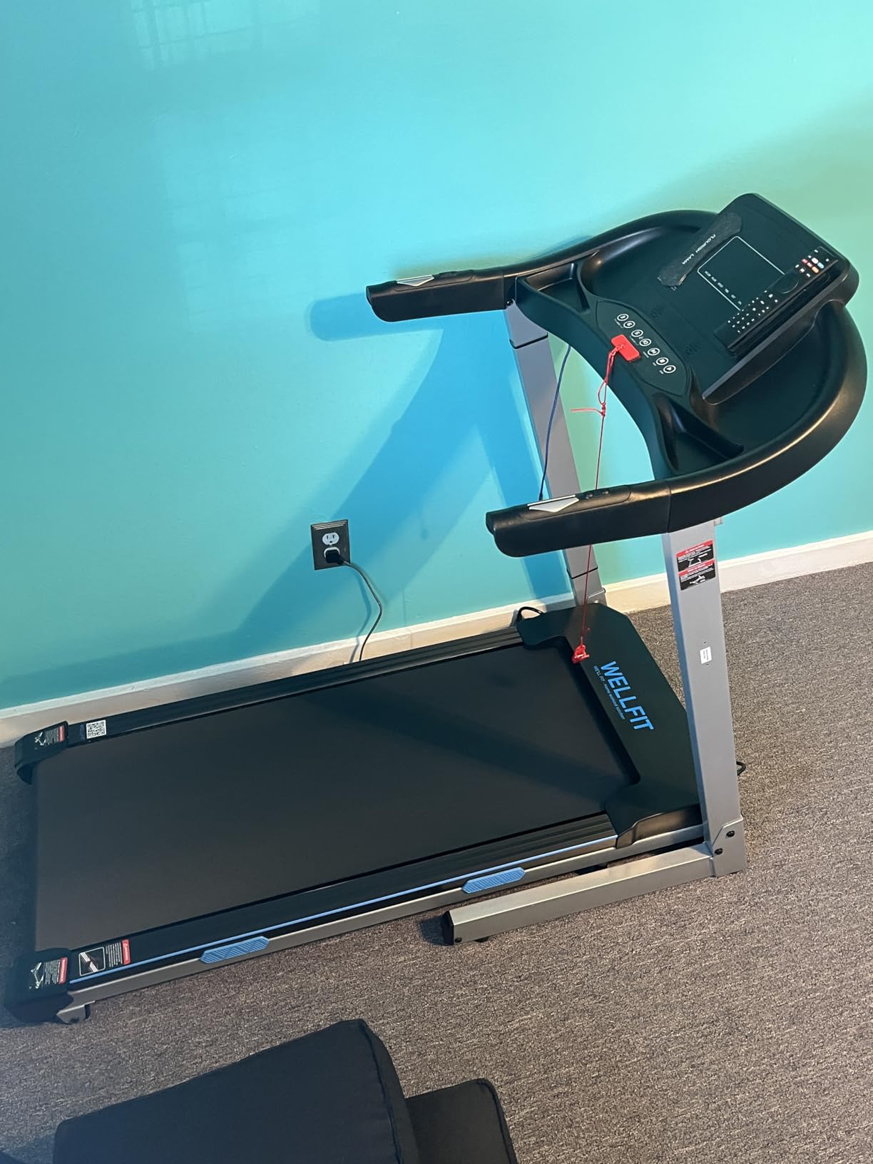 15% Auto Incline Foldable Treadmill, Heavy Duty | 400lbs Capacity, 4.0HP Motor customer photo 1