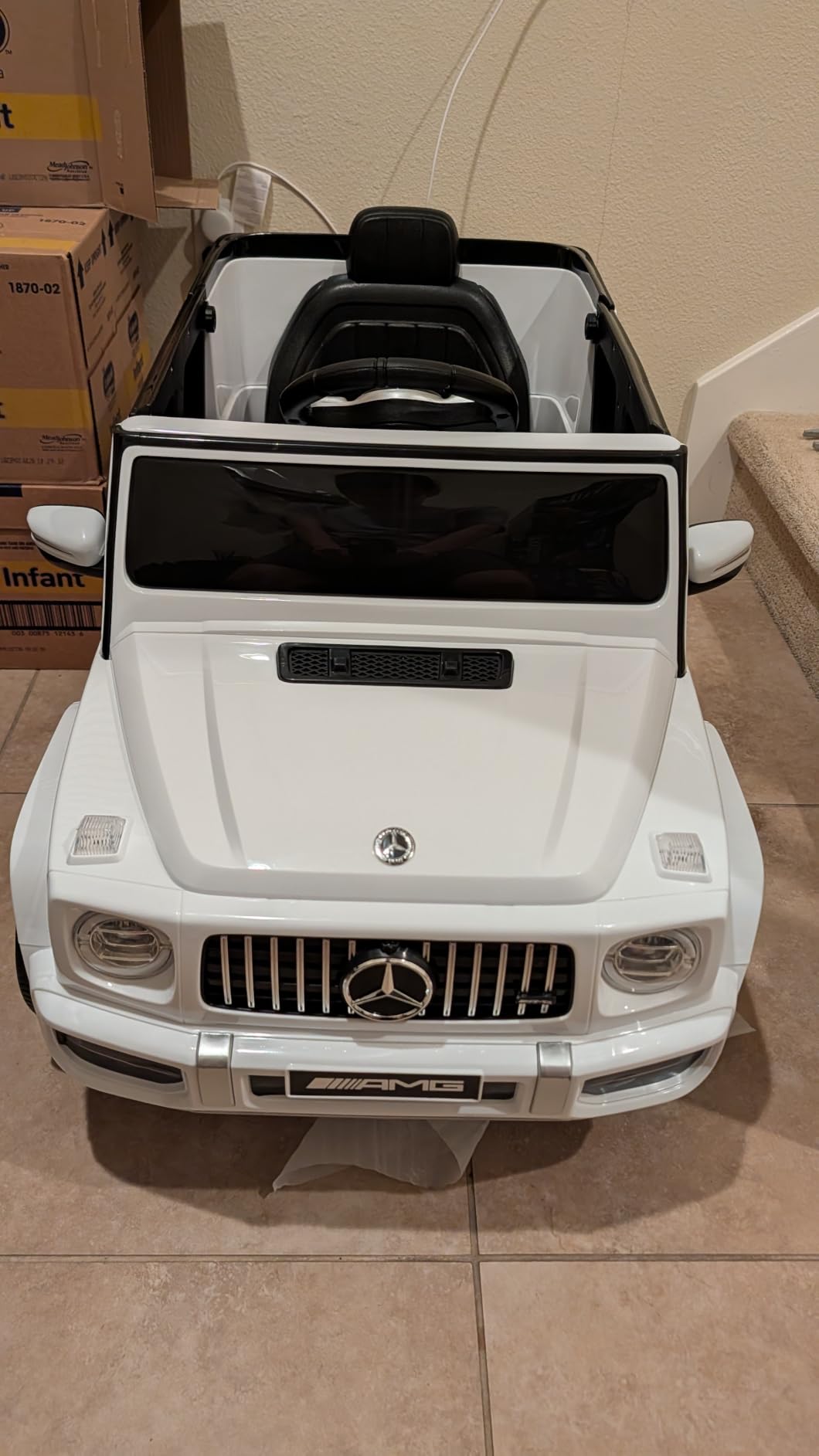 Licensed Mercedes-Benz AMG G63 Ride on Toys, Electric Car for Kids W/Parents Control, Electric Powered G Wagon Ride On Truck Toy, Low Battery Prompt, Bluetooth, Flickering Lights/LED Lights, White customer photo 2