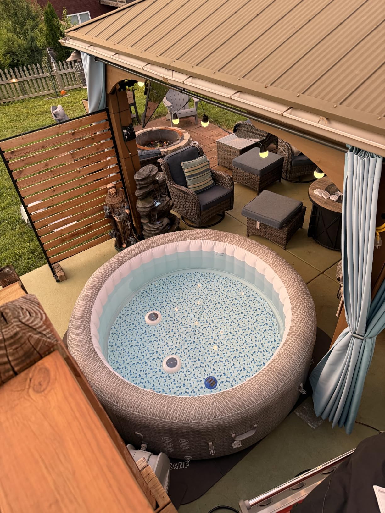 Coleman SaluSpa Sicily Energy-Efficient 5-7 Person Inflatable Hot Tub | Smart AirJet Portable Outdoor Spa with Built-in EnergySense Insulation and 180 Massage Jets, 85