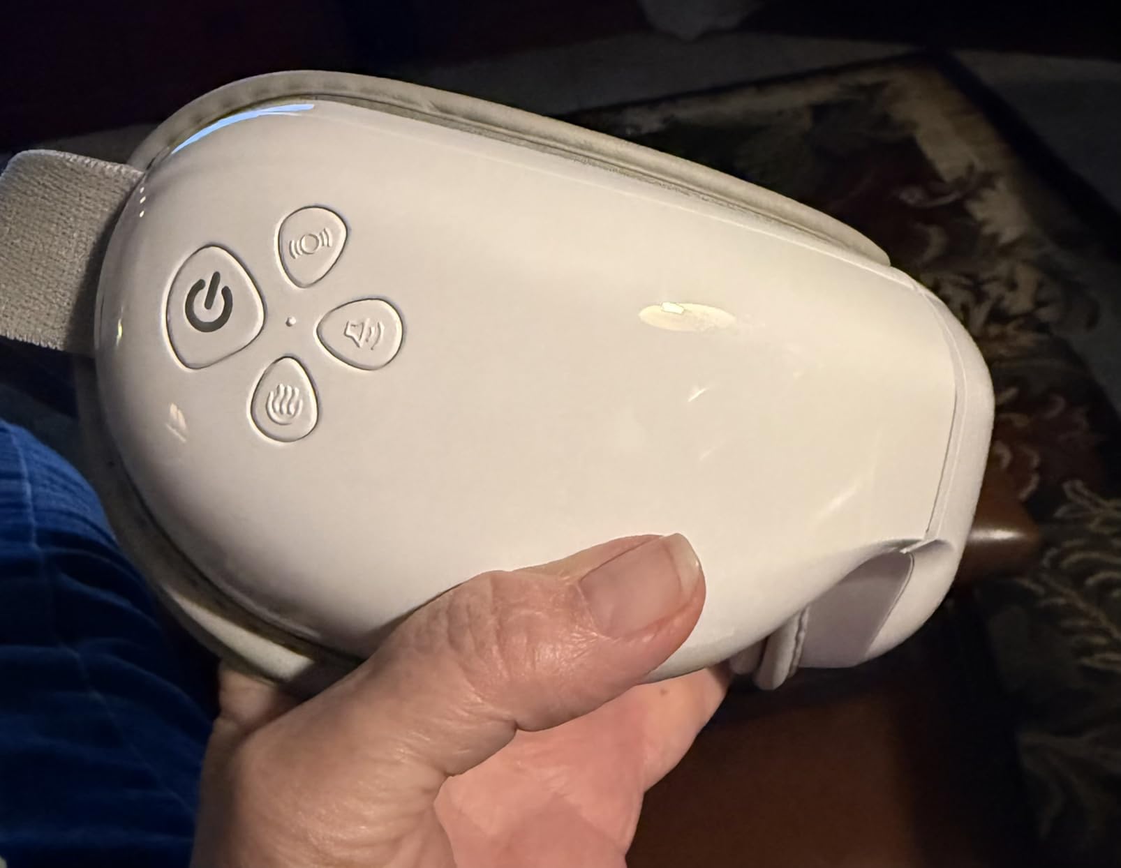 BOB AND BRAD Eye Massager with Heat and Cooling, FSA-HSA Eligible, EyeOasis 3 Heated Eye Massager Mask for Dry Eyes, Migraines, Headaches Relief, Reduce Strain, Improve Sleeping, Birthday Gift for Her customer photo 1