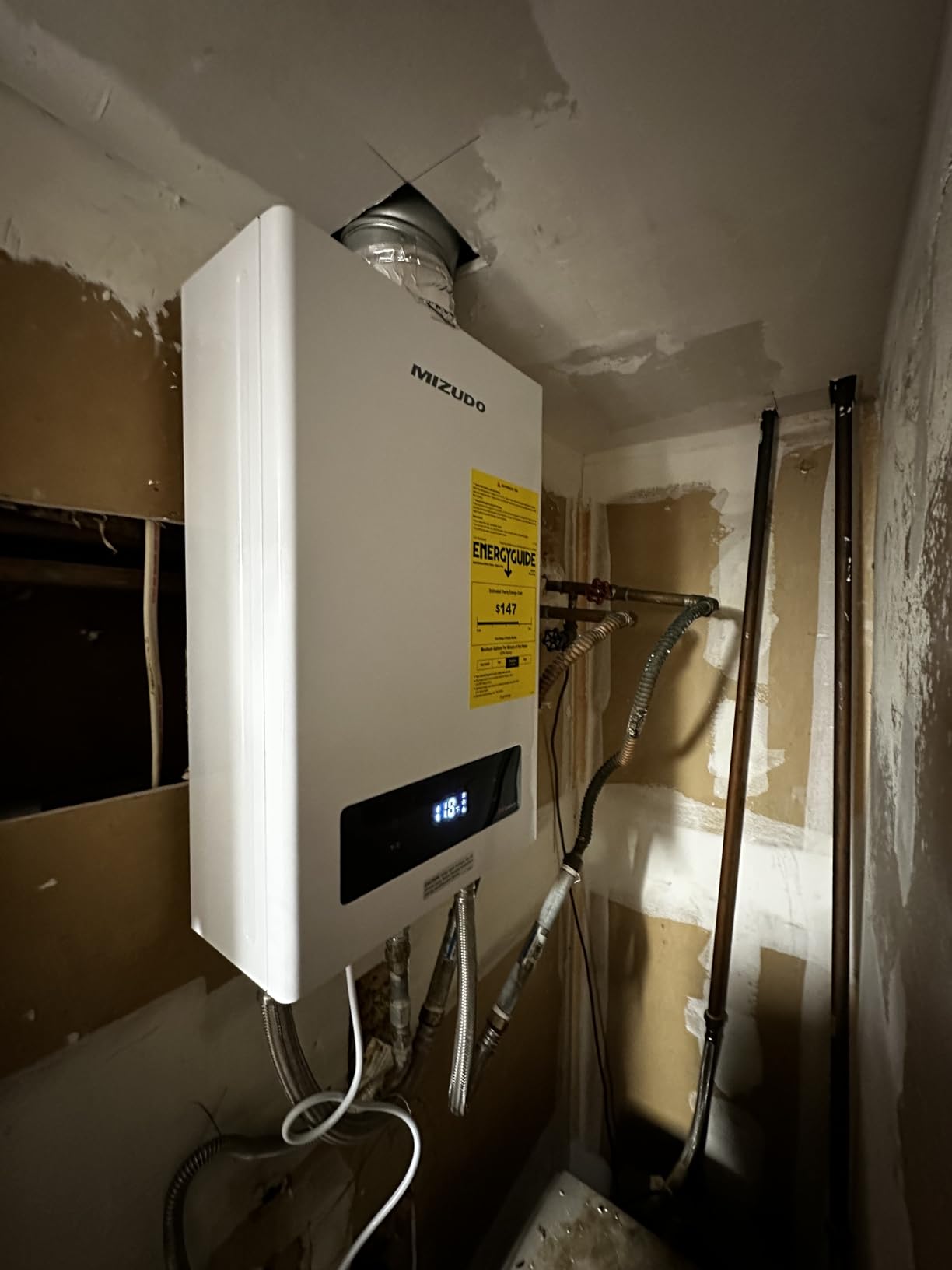 MIZUDO 199,000 BTU Natural Gas Tankless Water Heater, Max 10.3 GPM, Indoor, WiFi & APP Control customer photo 2