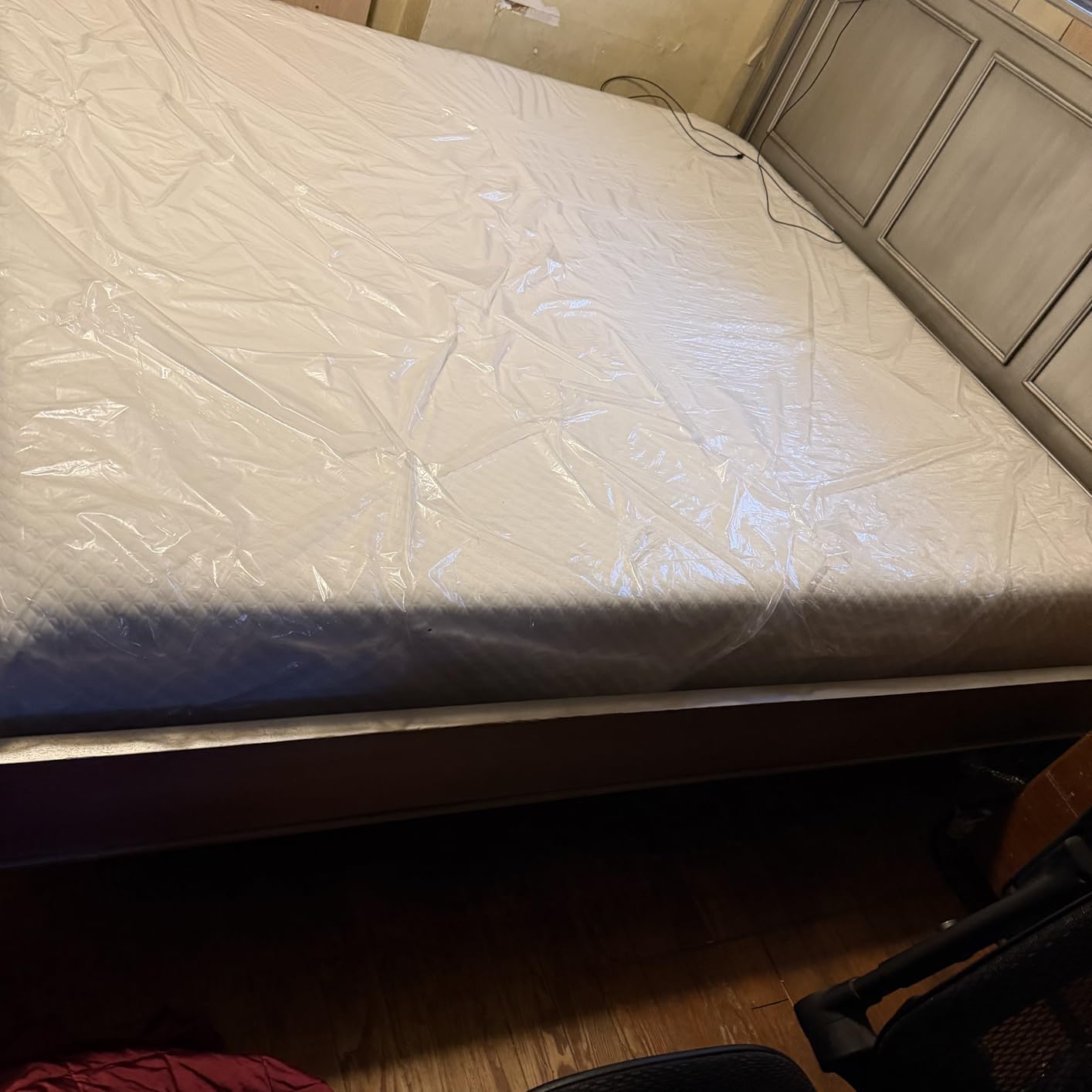 Neo Sleep Queen Size Mattress, 12 Inch Hybrid Comfort & Supportive Mattress in a Box, Cooling Gel Memory Foam and Pocket Springs with Pressure Relief, CertiPUR-US Certified, Medium Plush Feel customer photo 1
