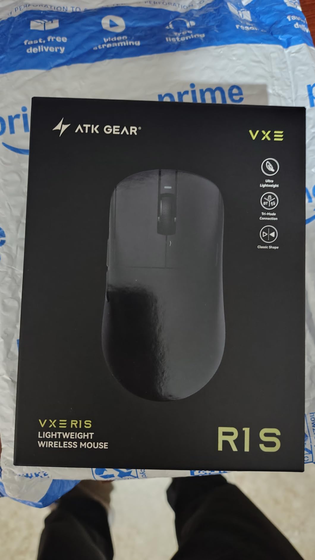 ATK VXE Dragonfly R1 S Wireless Gaming Mouse, Xhero AI Sensor, Adjustable DPI, 55g Lightweight, 150 Hr Battery Life, Tri-Mode 2.4G/Bluetooth/Wired (White) customer photo 2