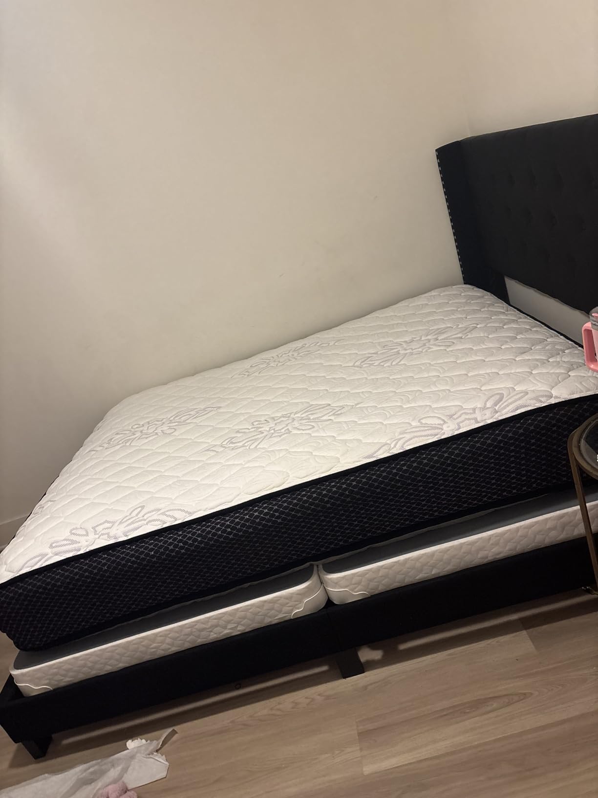 Greaton, Box Spring Bed Base Queen Size, 4-Inch Wood Mattress Foundation - Amish Made in USA - Quiet Noise Free, 2-Pieces Under Mattress-Support BoxSpring, Fully Assembled, White customer photo 2