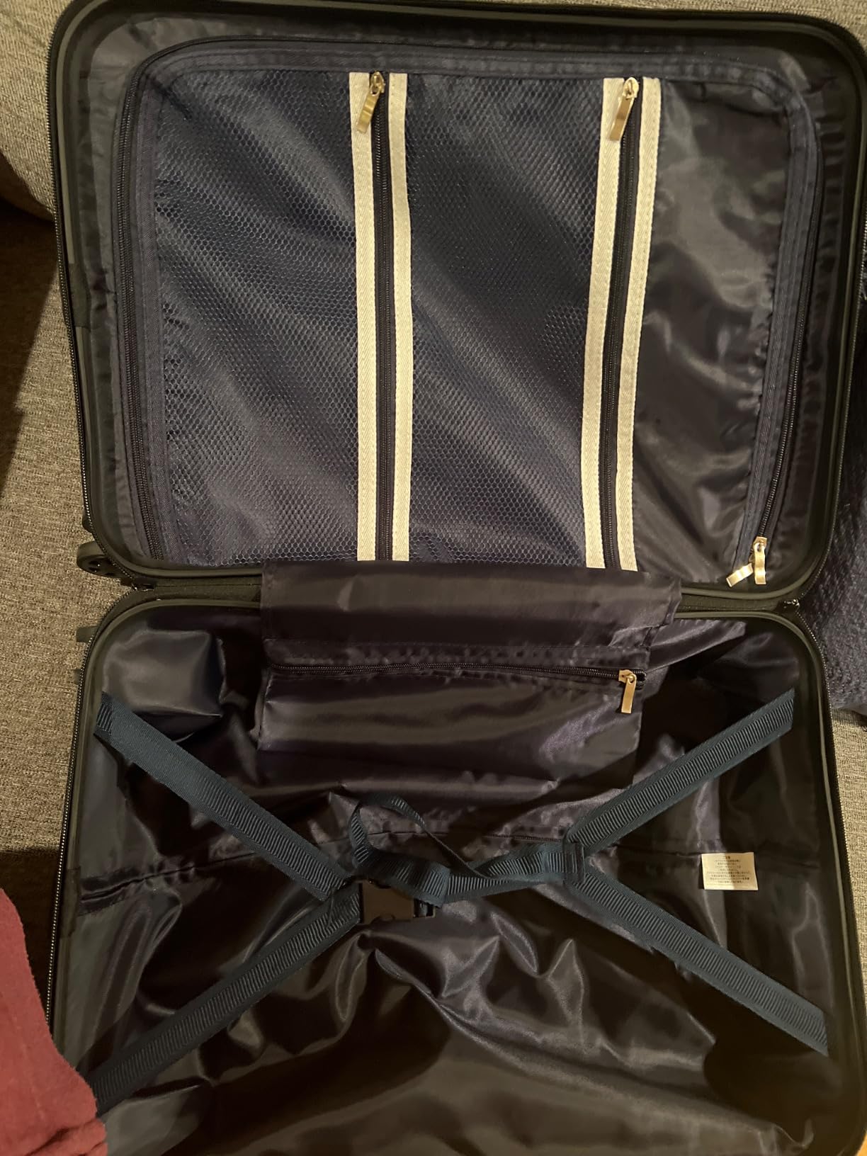 Luggage Set, 20 Inch Carry on Luggage, 24 Inch Checked Luggage Lightweight Hardside Suitcase With Spinner Wheels, TSA Lock, 2-Piece Set customer photo 2