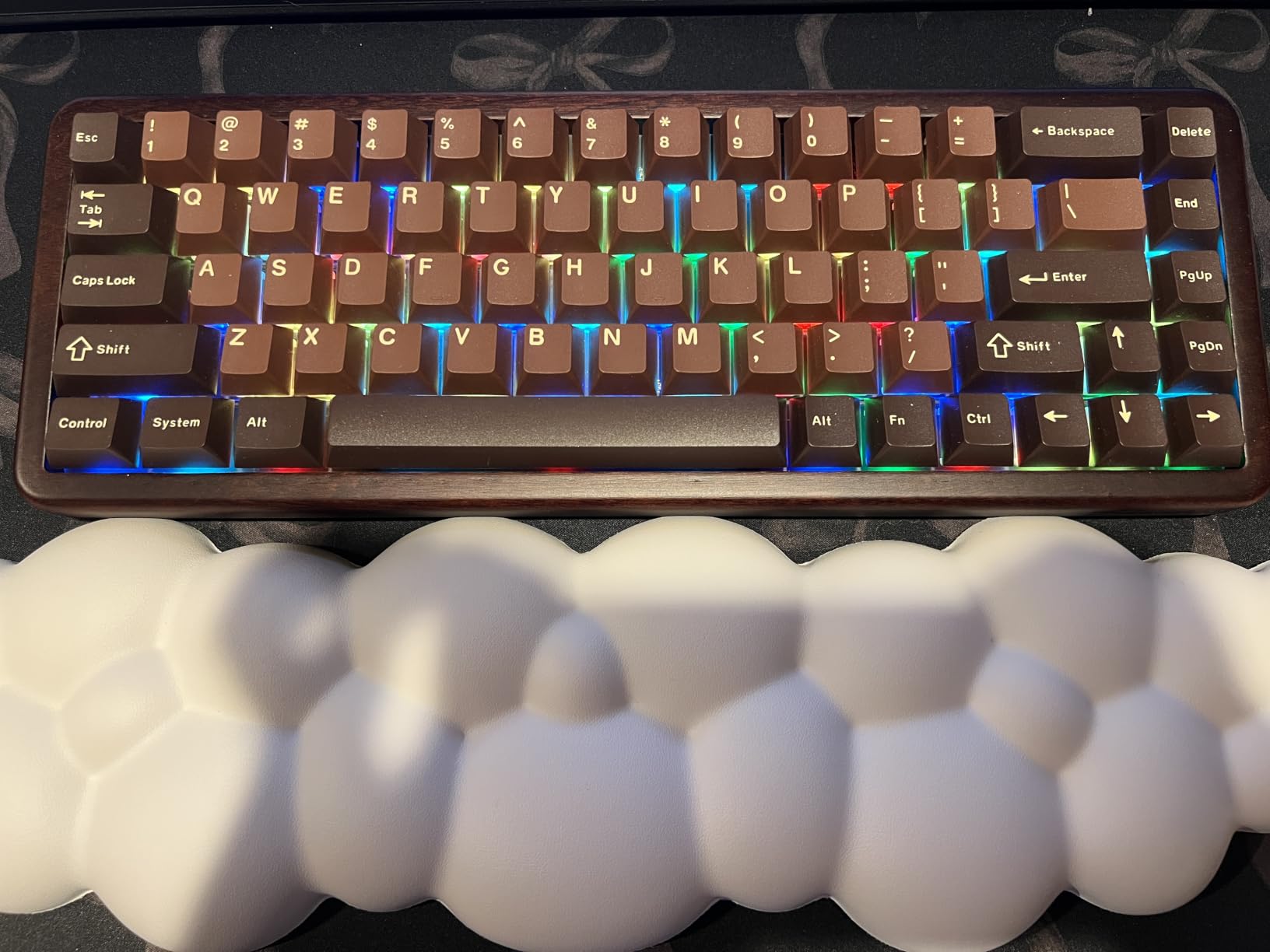 YUNZII WOOD68 65% Wireless Hot Swap RGB Mechanical Keyboard (Wood, Candy) | Tray Mount, Pre-lubed Linear Switches, BT/2.4G/USB-C, PBT Double-shot Keycaps, Wooden Case for Retro Gamers & Desk Setups customer photo 1