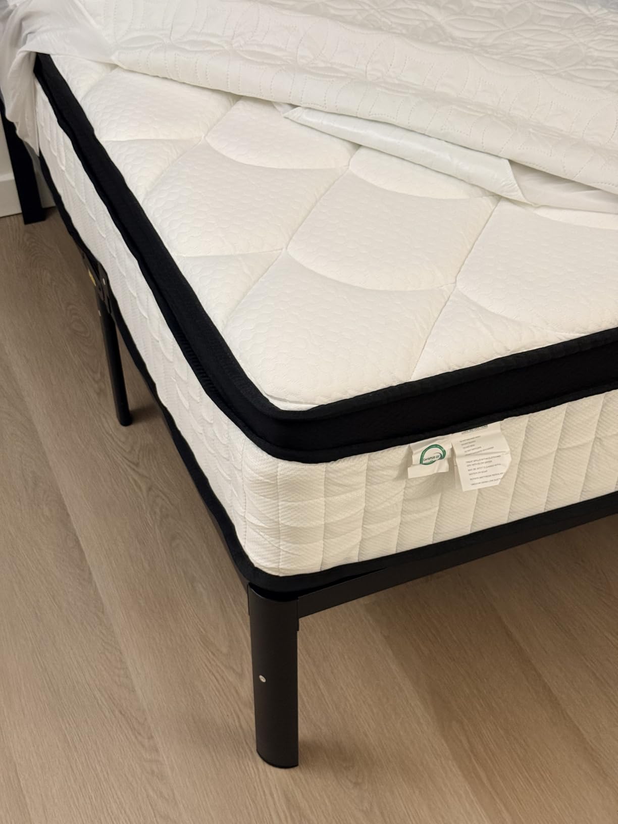 Mattress Queen Size, 12 Inch Hybrid Queen Mattress in a Box, Medium Firm, Cooling Gel Memory Foam & Pocket Springs, Pressure Relief, Motion Isolation, Edge Support, Pillow Top customer photo 2