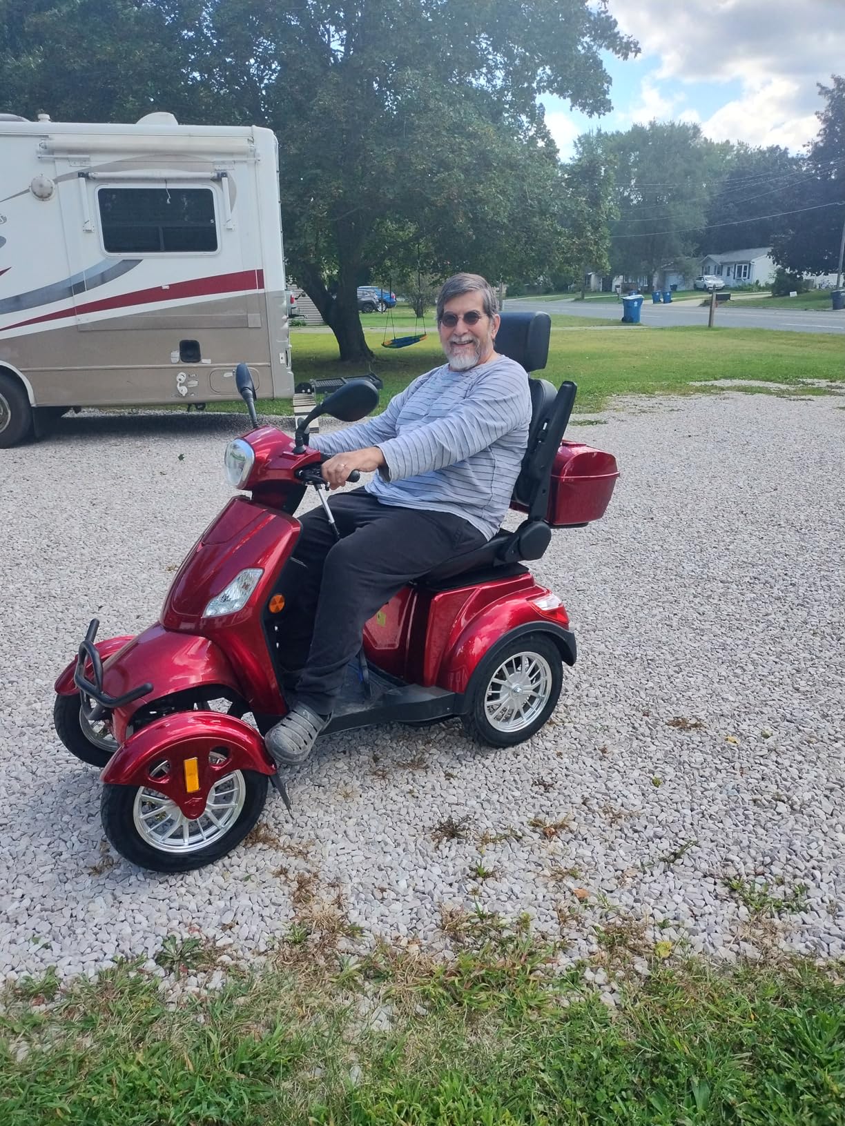 Mobility Scooters for Seniors & Adults 500lbs Capacity - 800W All Terrain Electric Powered Mobility Cart - Heavy Duty Mobility Scooter for Elderly w/Charger Remote Keys (Green) customer photo 1
