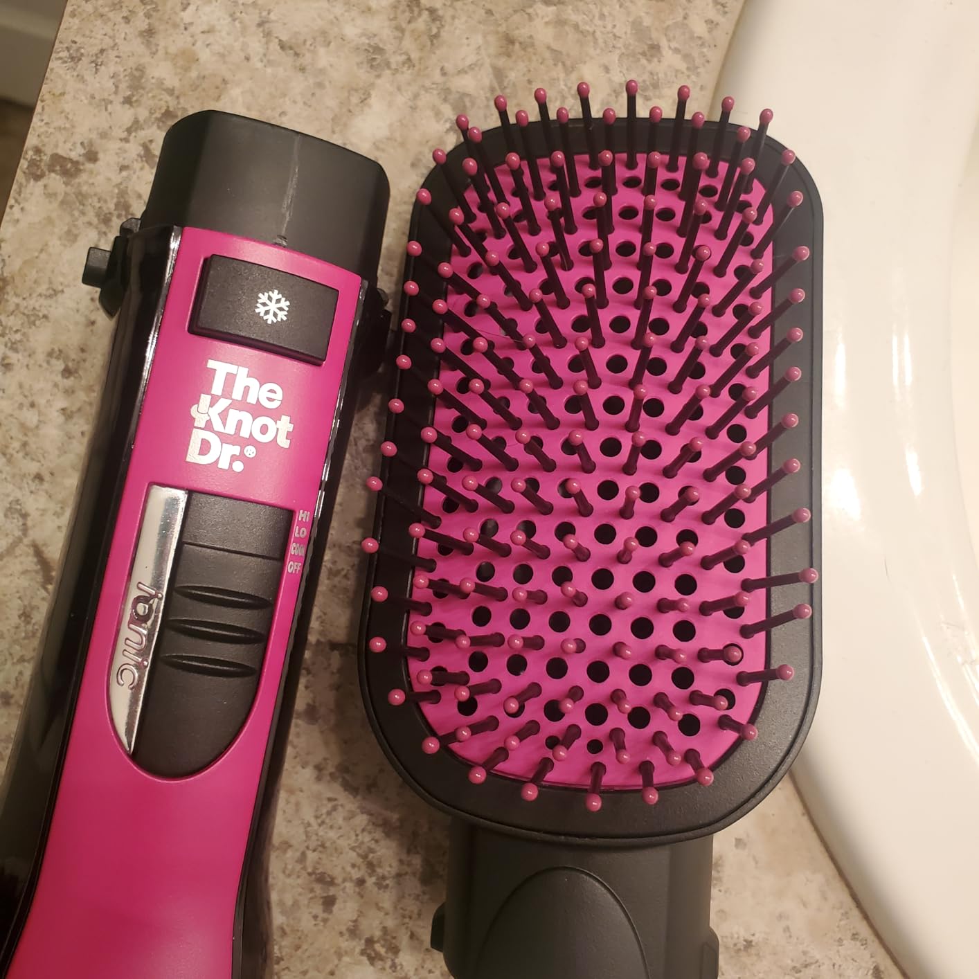Conair All-in-One Hot Air Brush, Ionic Technology, Mixed Bristles, 1000W customer photo 2
