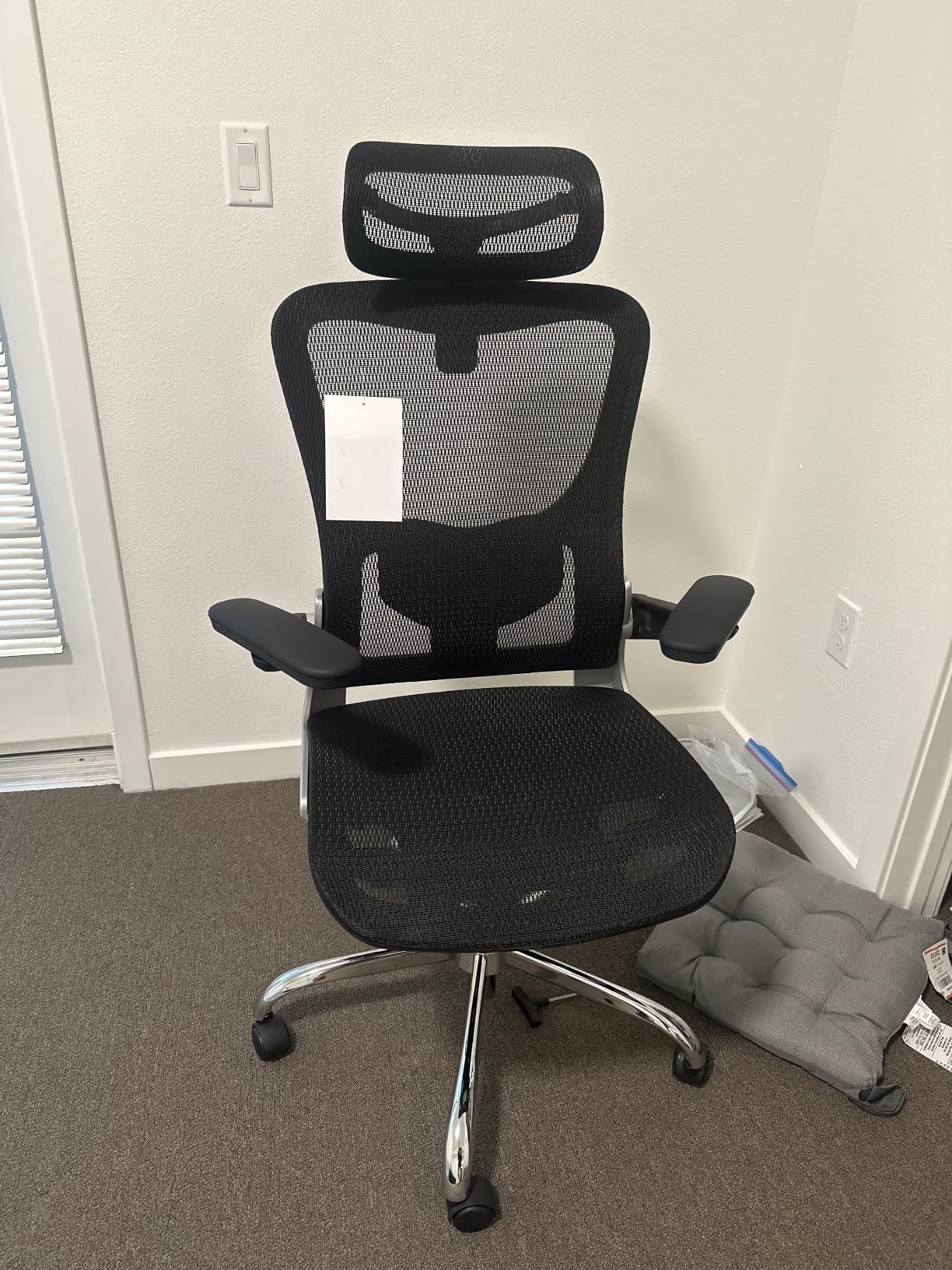 marrap Ergonomic Office Chair, Adjustable Lumbar Support, Mesh Desk Chair with 3D Armrests and Headrest, 90-120 Degree Rocking Function, Black customer photo 2