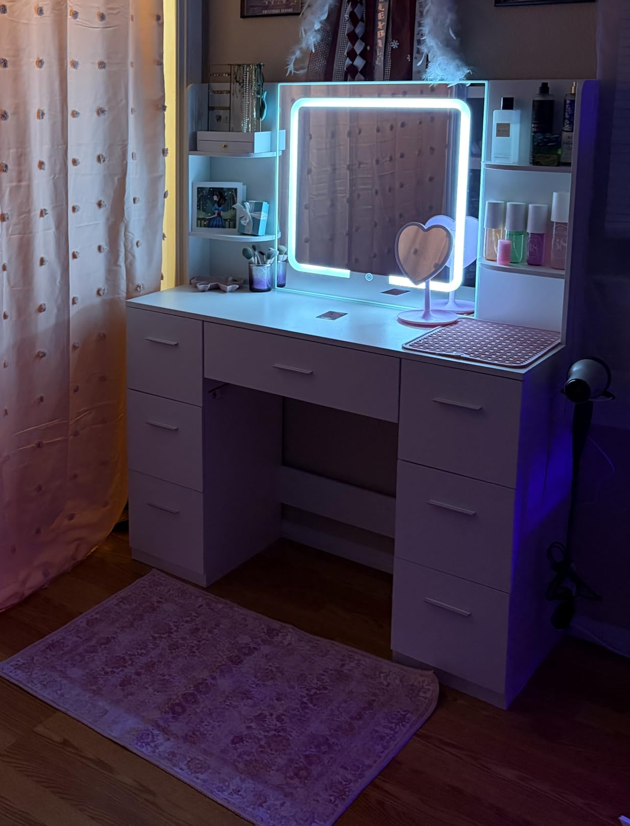 LIVELYGLOW 43
