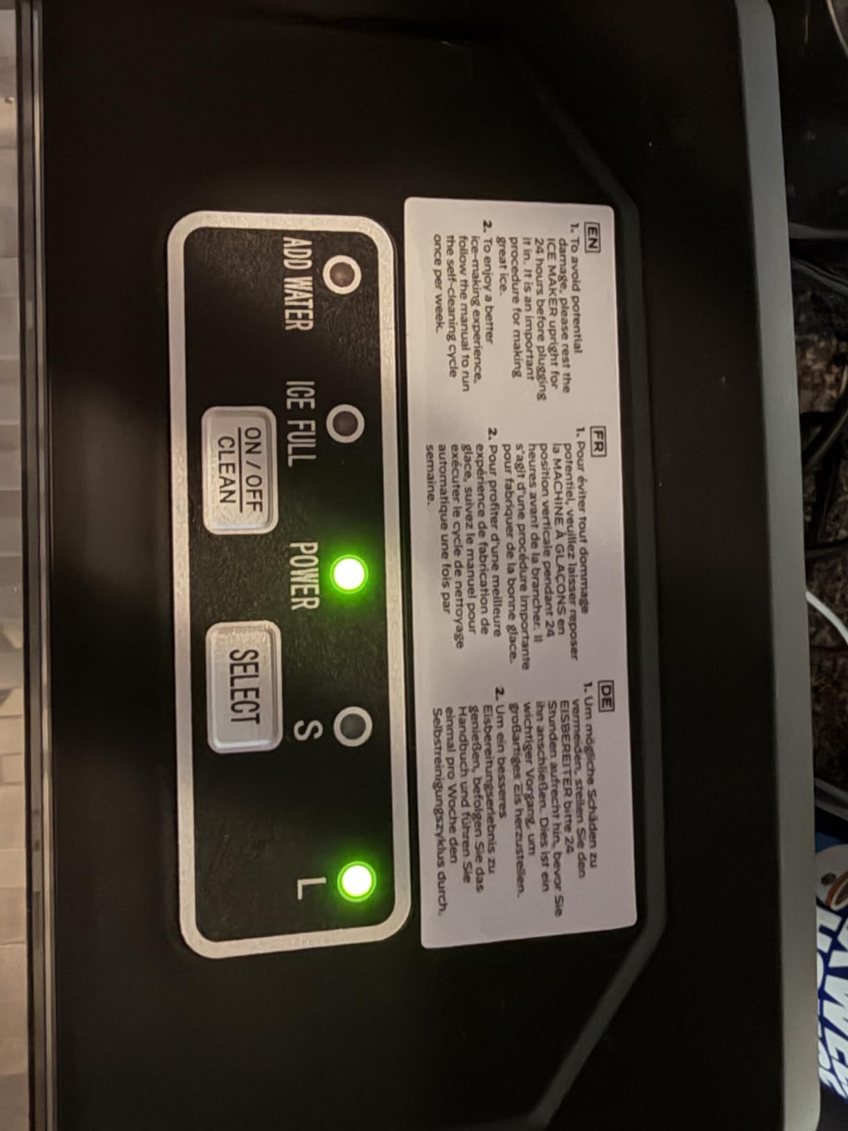 Silonn Ice Maker Countertop, 8 Cubes in 6 Mins, 26.5lbs/24H, Self-Cleaning customer photo 1