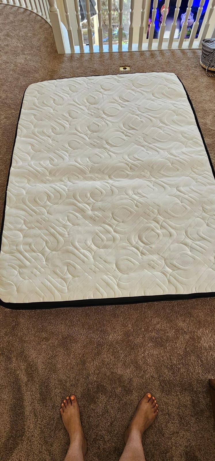 BedStory Medium Firm Queen Mattress 14 Inch, Deep Sleep Hybrid Mattresses 7-Zone Pain Relief - Medium Firm Bed in a Box - Fiberglass Free, CertiPUR-US Certified customer photo 1
