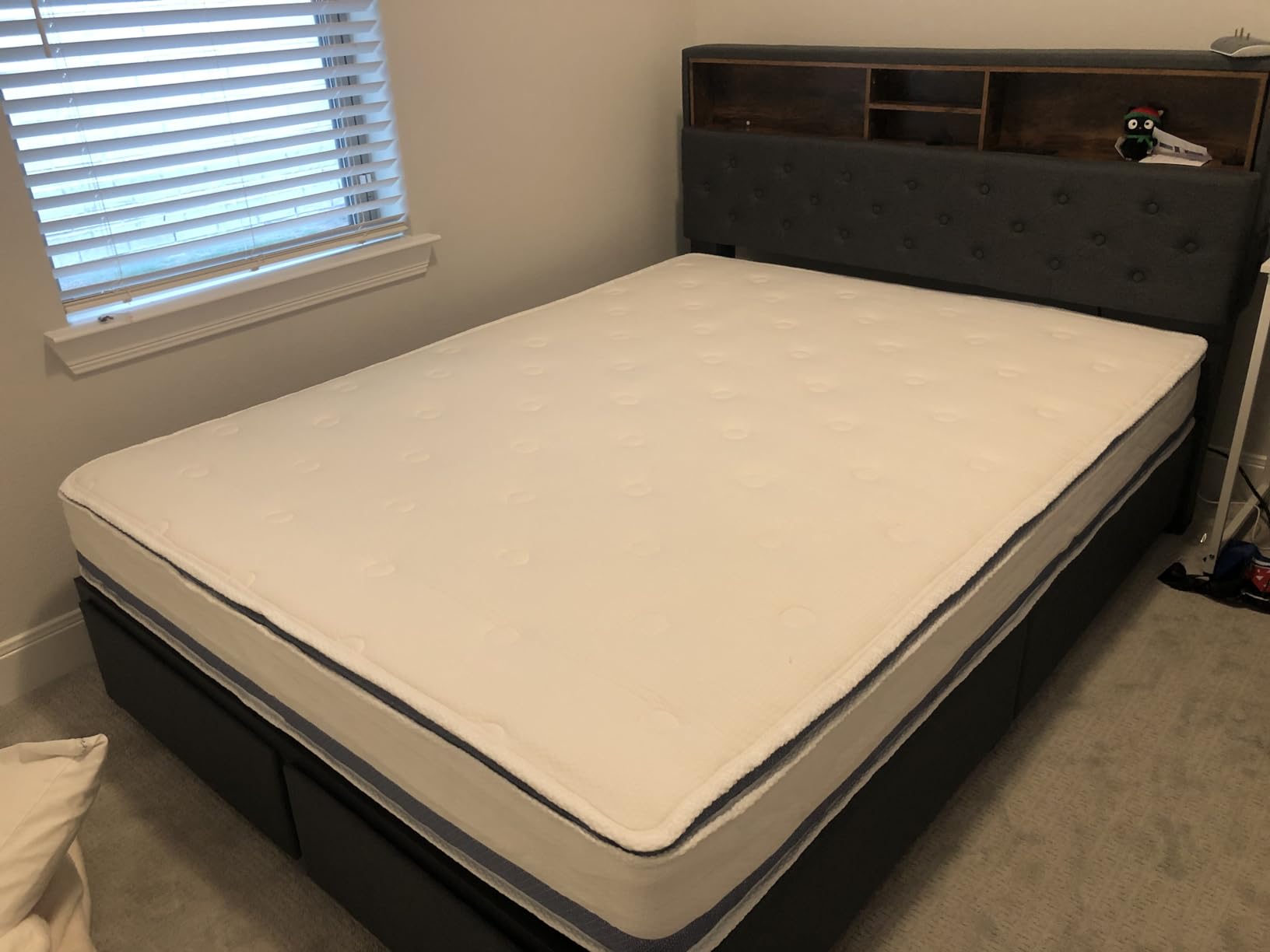 Soft Plush Queen Mattress 12 Inch Hybrid Mattress in a Box for Side Sleeper | Pocketed Springs and Gel Memory Foam, Pressure Relief for Side Sleepers, CertiPUR-US, 365-Night Trial customer photo 2