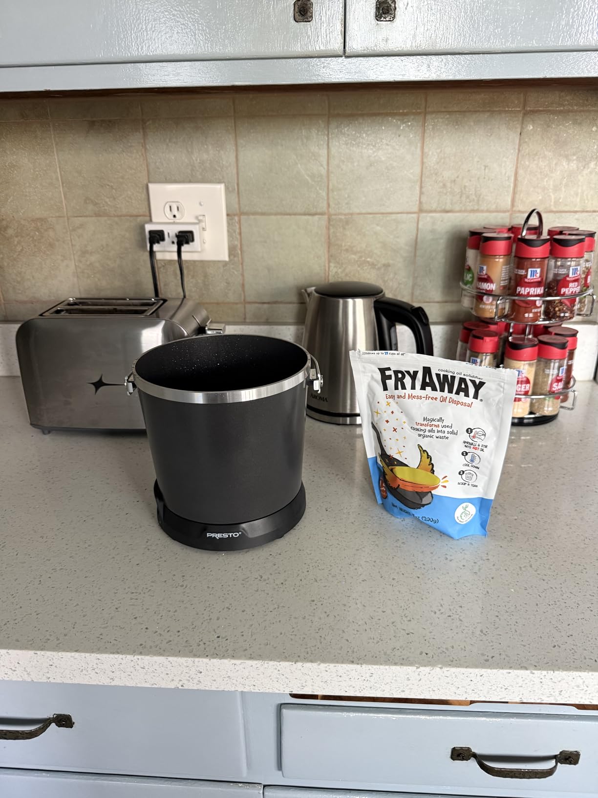 Presto 05420 FryDaddy Electric Deep Fryer customer photo 1