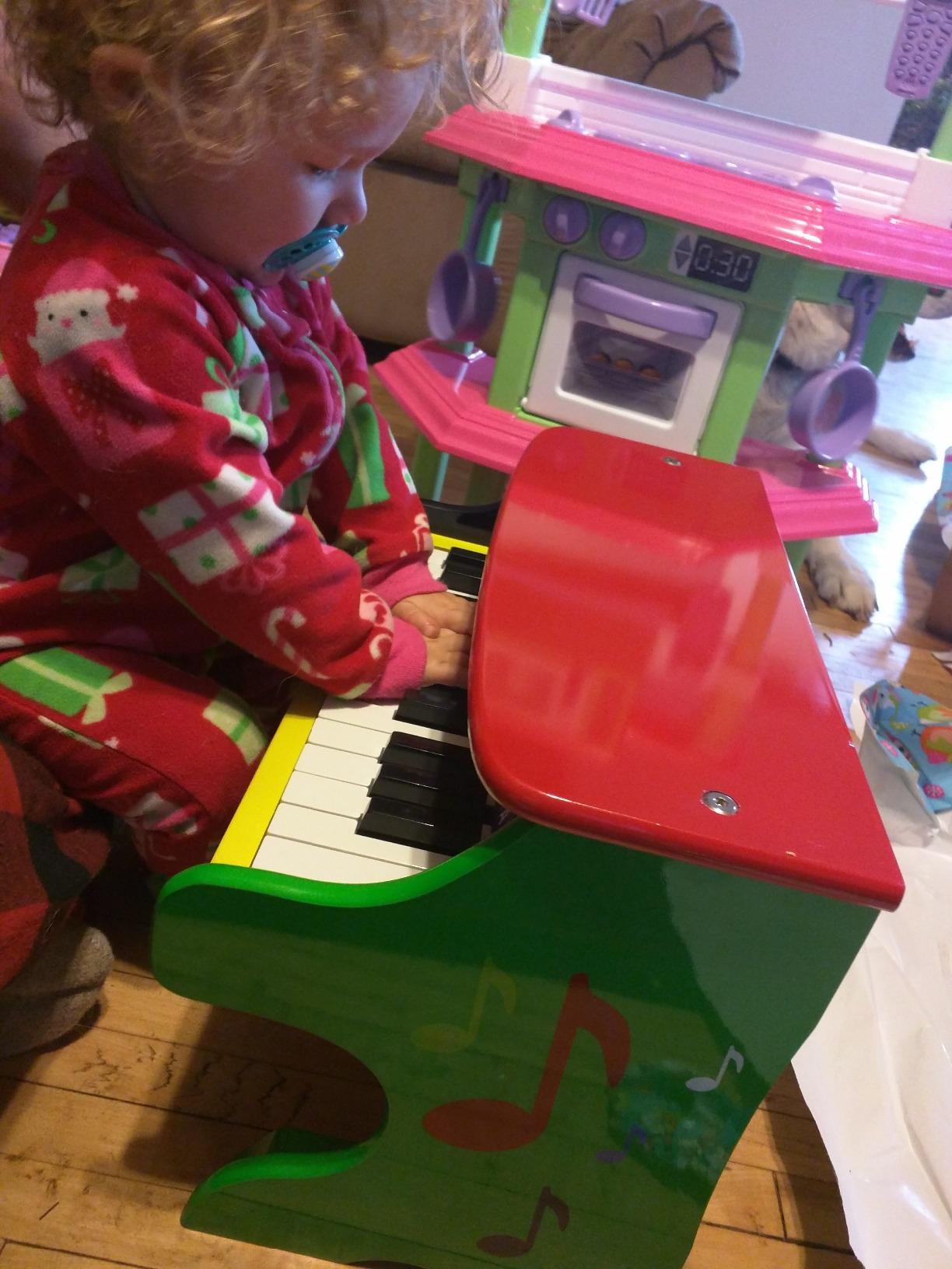 Melissa & Doug Learn-to-Play Wooden Mini Piano Toy with 25 Keys customer photo 2