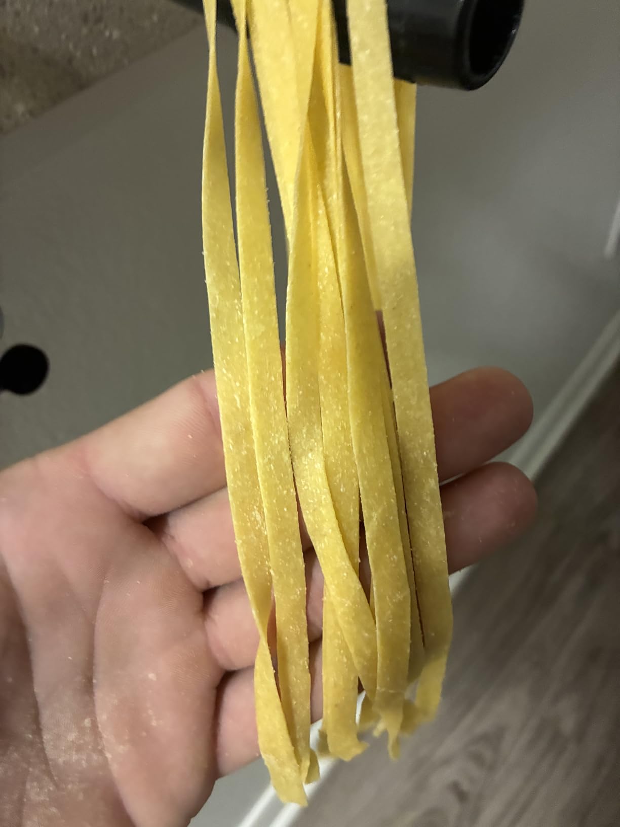 MARCATO Atlas 150 Classic Manual Pasta Maker Machine, Made in Italy, Chrome Steel with Black Hand Crank. Makes Lasagna, Fettuccine & Tagliolini. Made in Italy customer photo 1