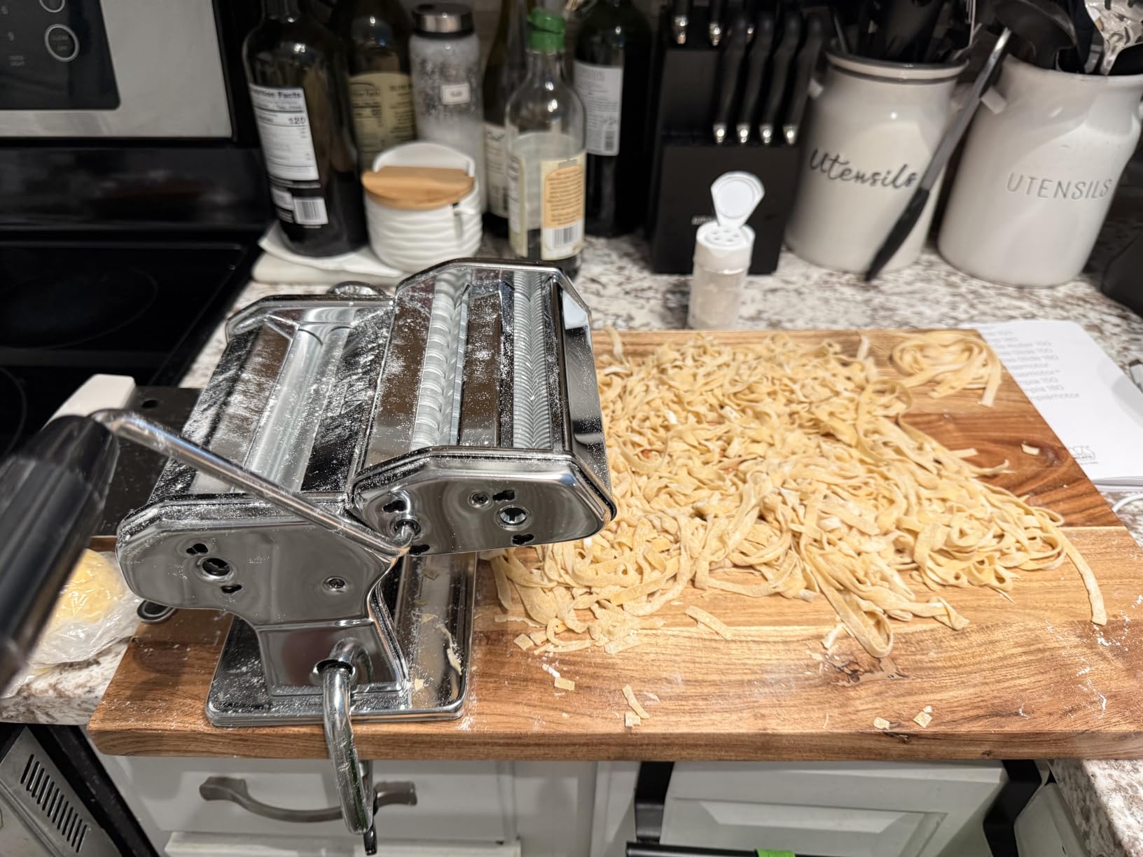 MARCATO Atlas 150 Classic Manual Pasta Maker Machine, Made in Italy, Chrome Steel with Black Hand Crank. Makes Lasagna, Fettuccine & Tagliolini. Made in Italy customer photo 2