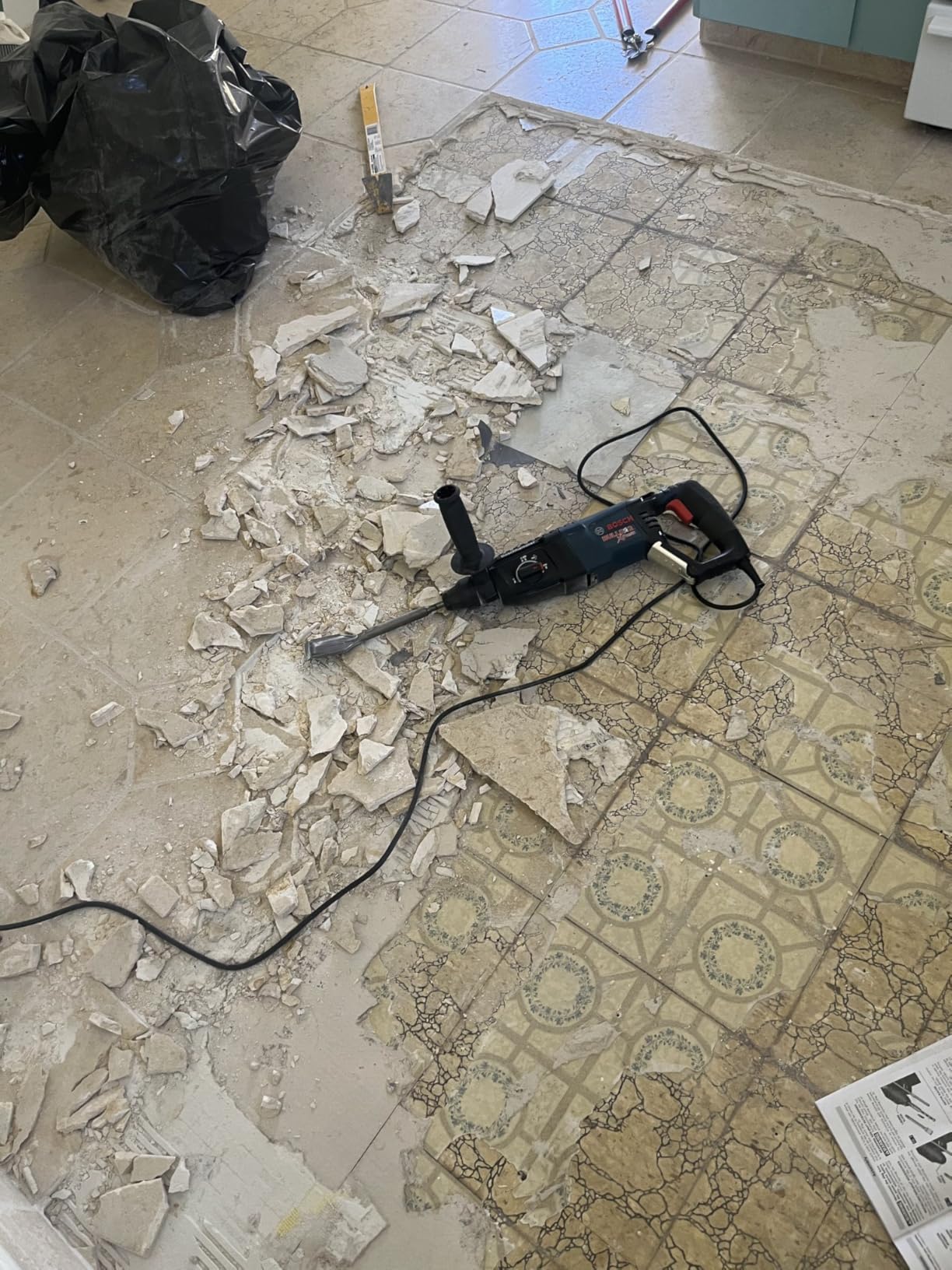 BOSCH 11255VSR Bulldog Xtreme SDS-Plus Rotary Hammer customer photo 2