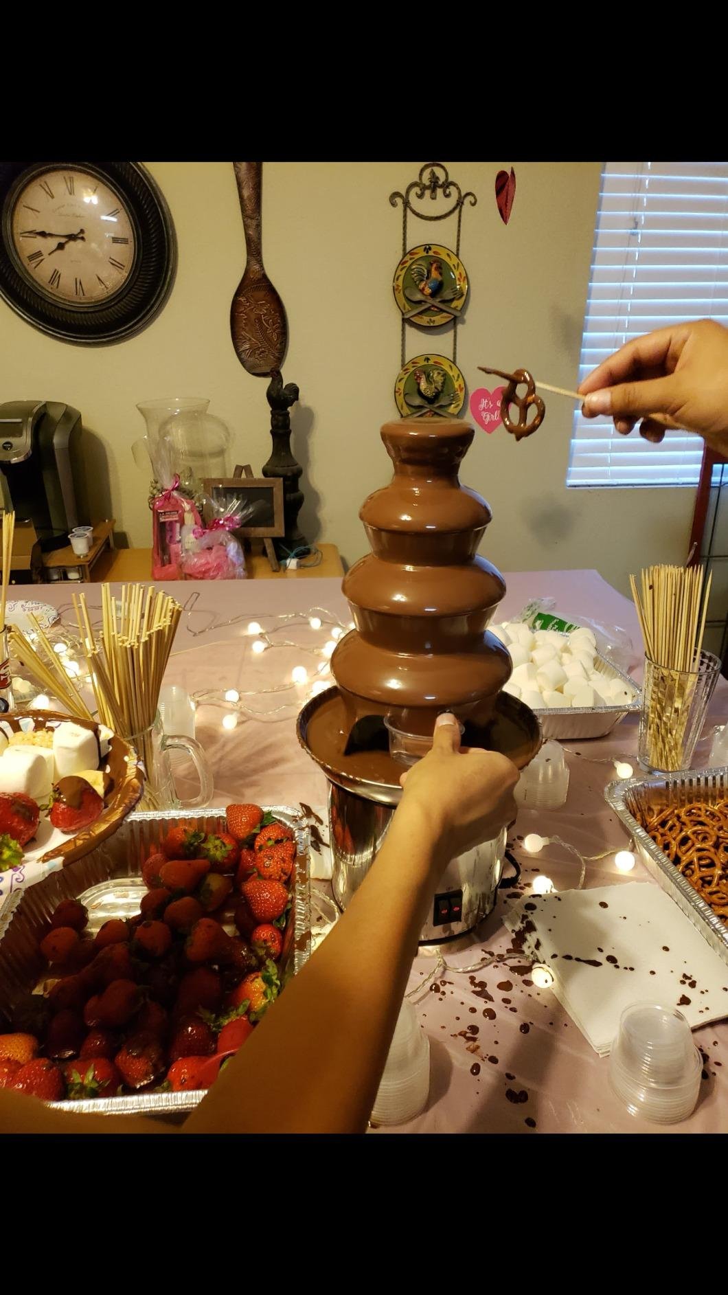 Nostalgia CFF986 32-Ounce Stainless Steel Chocolate Fondue Fountain, 2-Pound Capacity, Easy to Assemble 4 Tiers, Perfect for Nacho Cheese, BBQ Sauce, Ranch, Liqueurs customer photo 2