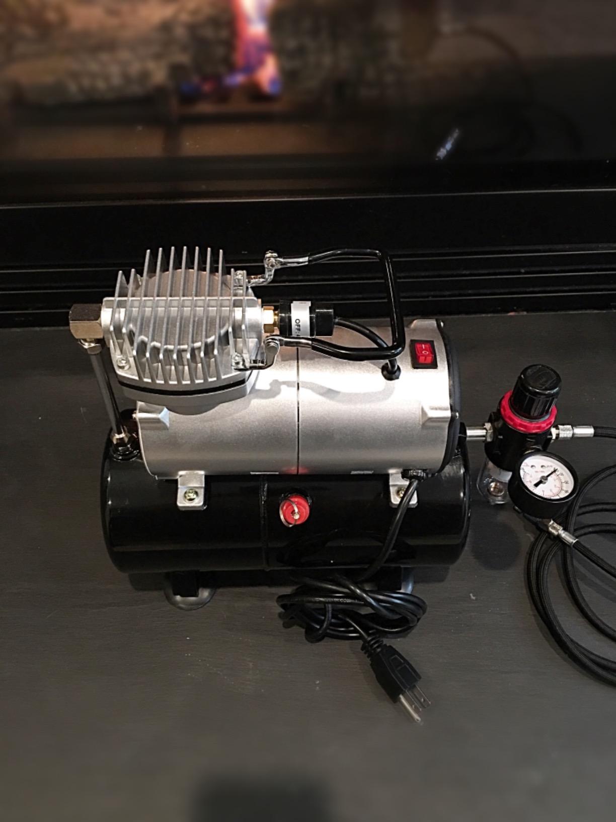 Master Airbrush Cool Runner II Tank Compressor, 3 Tip Gravity Airbrush Kit customer photo 1