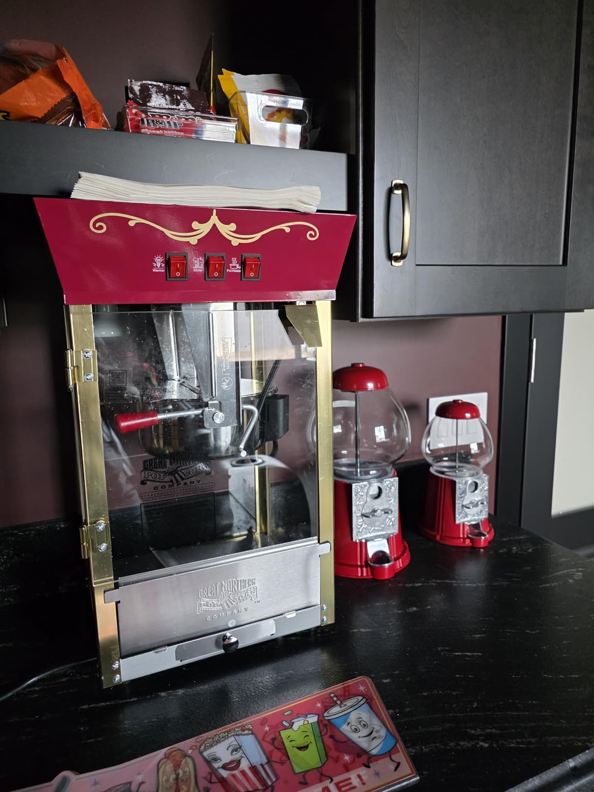 Great Northern Popcorn Matinee 8oz Popcorn Machine, Red customer photo 2