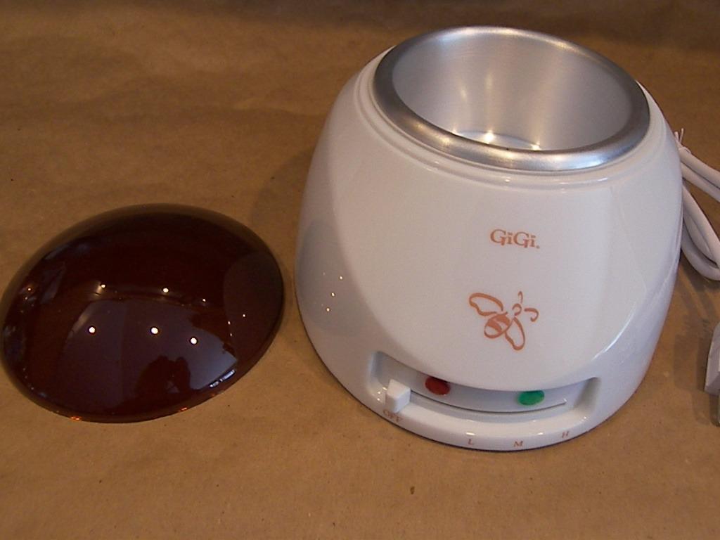 GiGi Hair Removal Wax Warmer, Multi-Purpose Warmer with Adjustable Temperature Control, for 14 oz. Wax Can customer photo 2