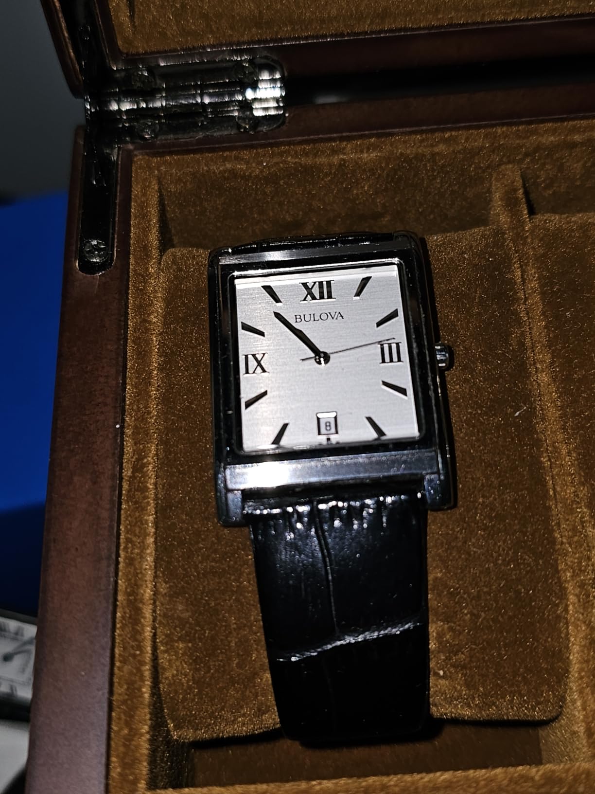 Bulova Men's Stainless Steel 3-Hand Calendar Date Quartz Watch with Black Leather Strap, Rectangle Dial Style: 96B107 customer photo 2