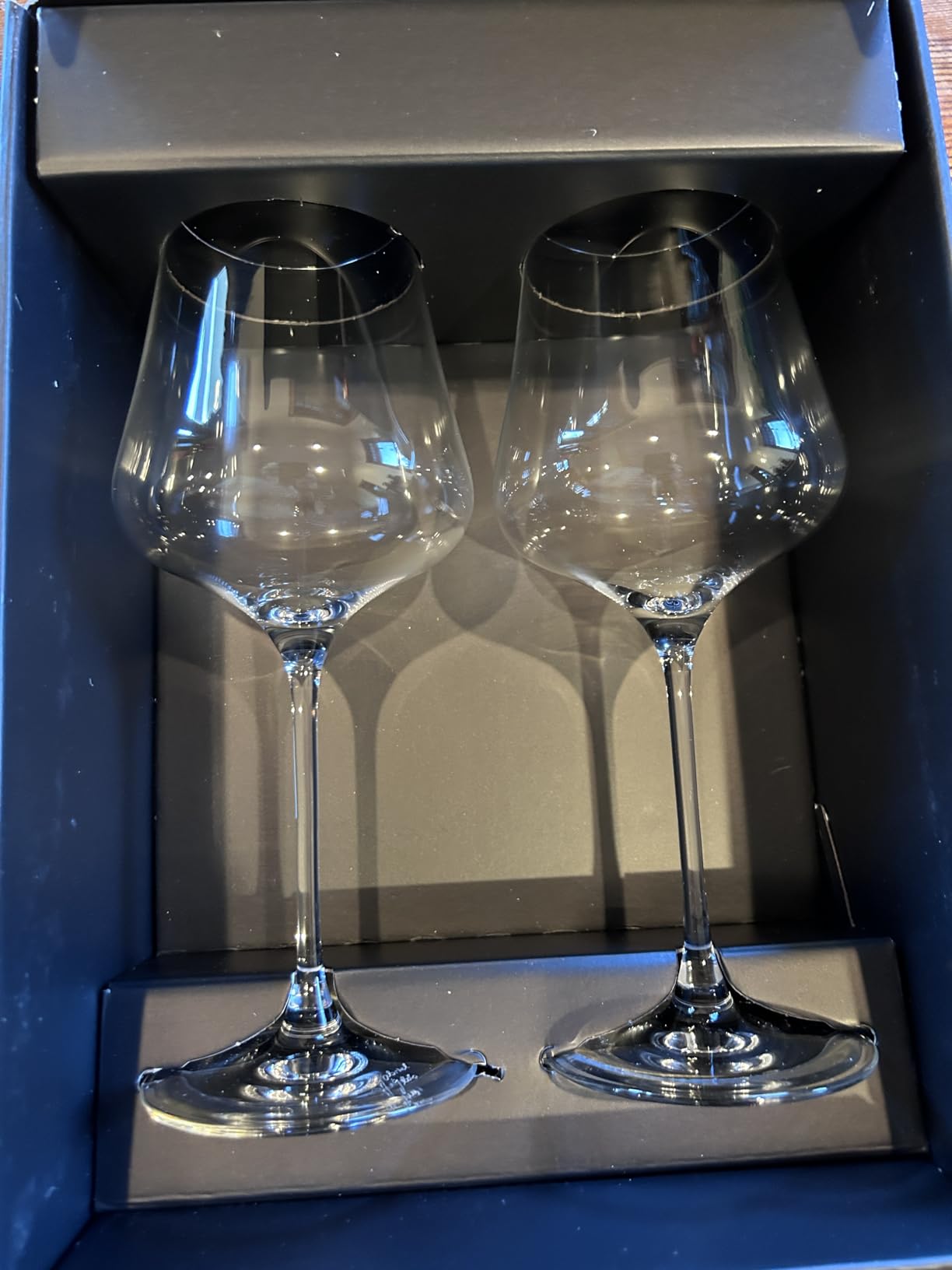 Gabriel-Glas StandArt Crystal Wine Glasses, Set of 2 with Gift Box - Premium, Universal Wine Glass for Red and White Wine - Dishwasher Safe, Lead-Free, 16 oz. customer photo 1
