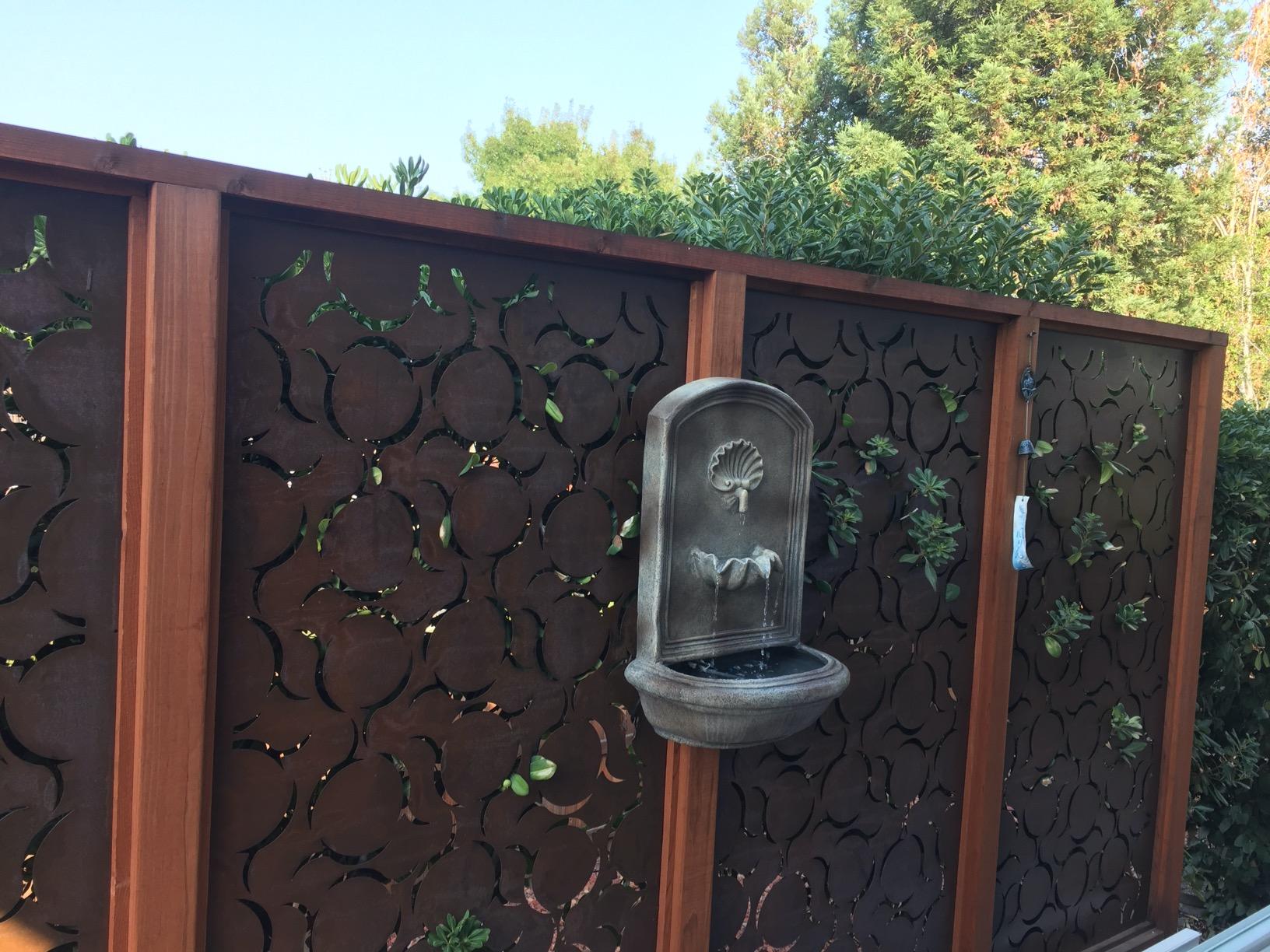 Sunnydaze Seaside 27 in Outdoor Wall Water Fountain with Pump - Florentine customer photo 1